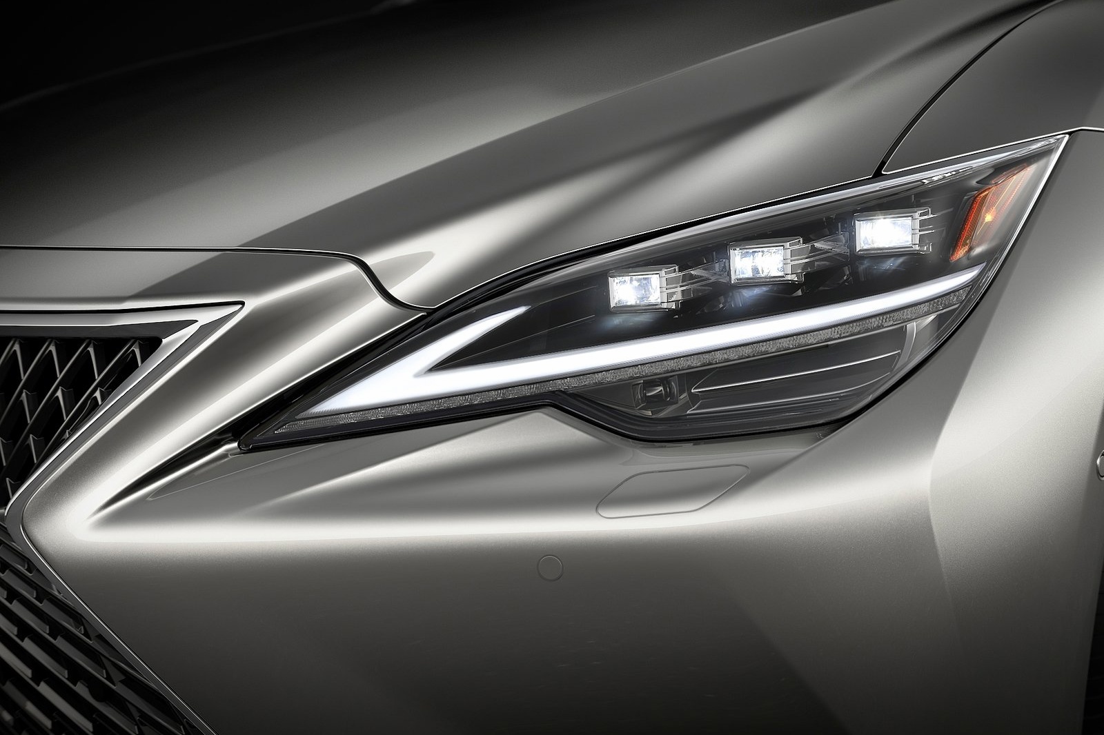 Lexus LS 500 2021 ra mat anh 5