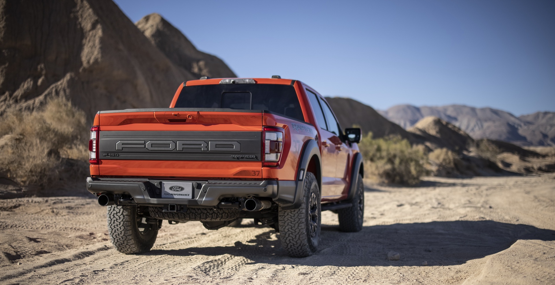 Ford F-150 Raptor 2021 ra mắt ảnh 4 Ford F-150 Raptor 2021 ra mat anh 4