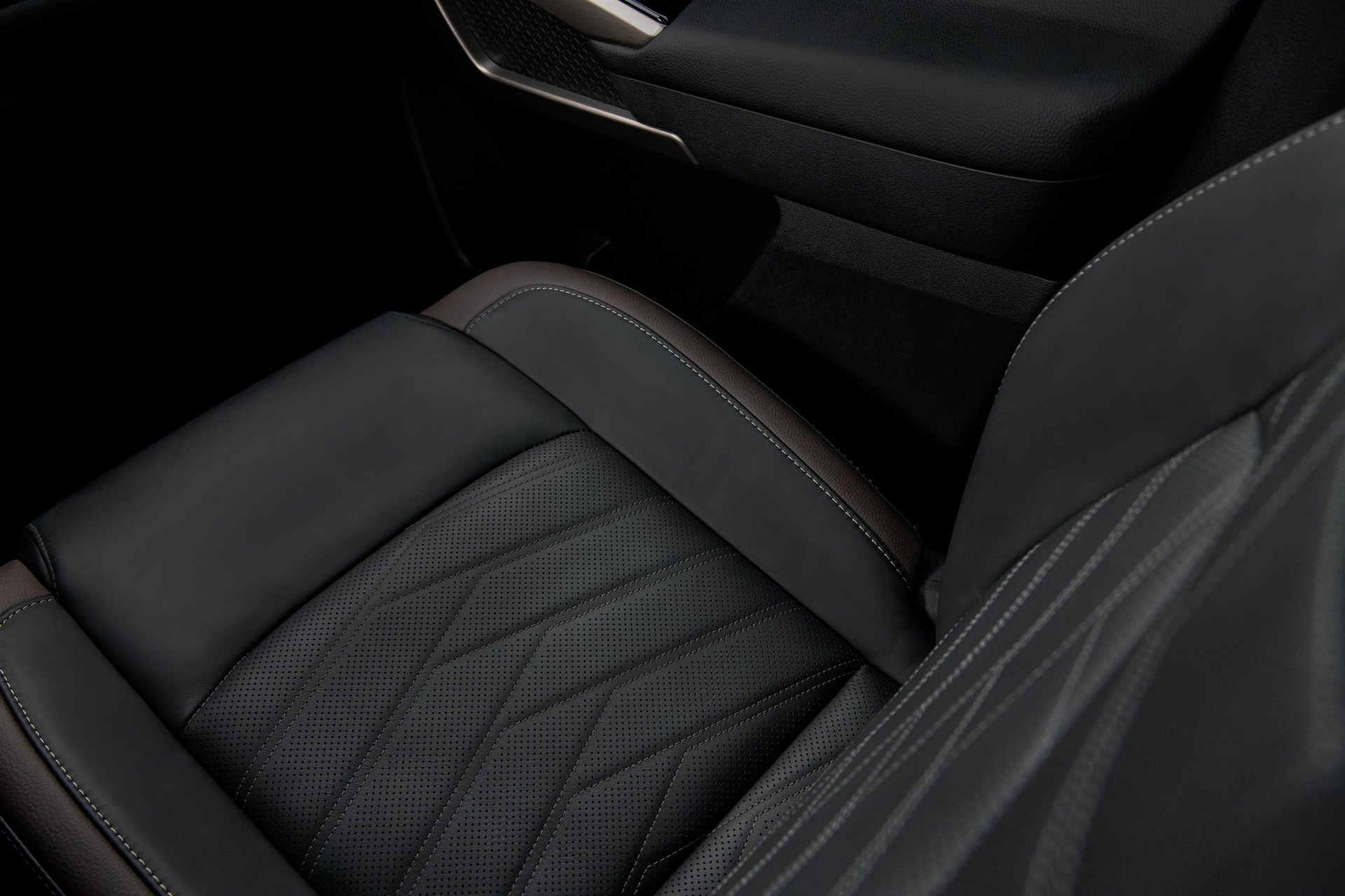 Nissan Pathfinder 2022 ra mắt ảnh 10 Nissan Pathfinder 2022 ra mat anh 10