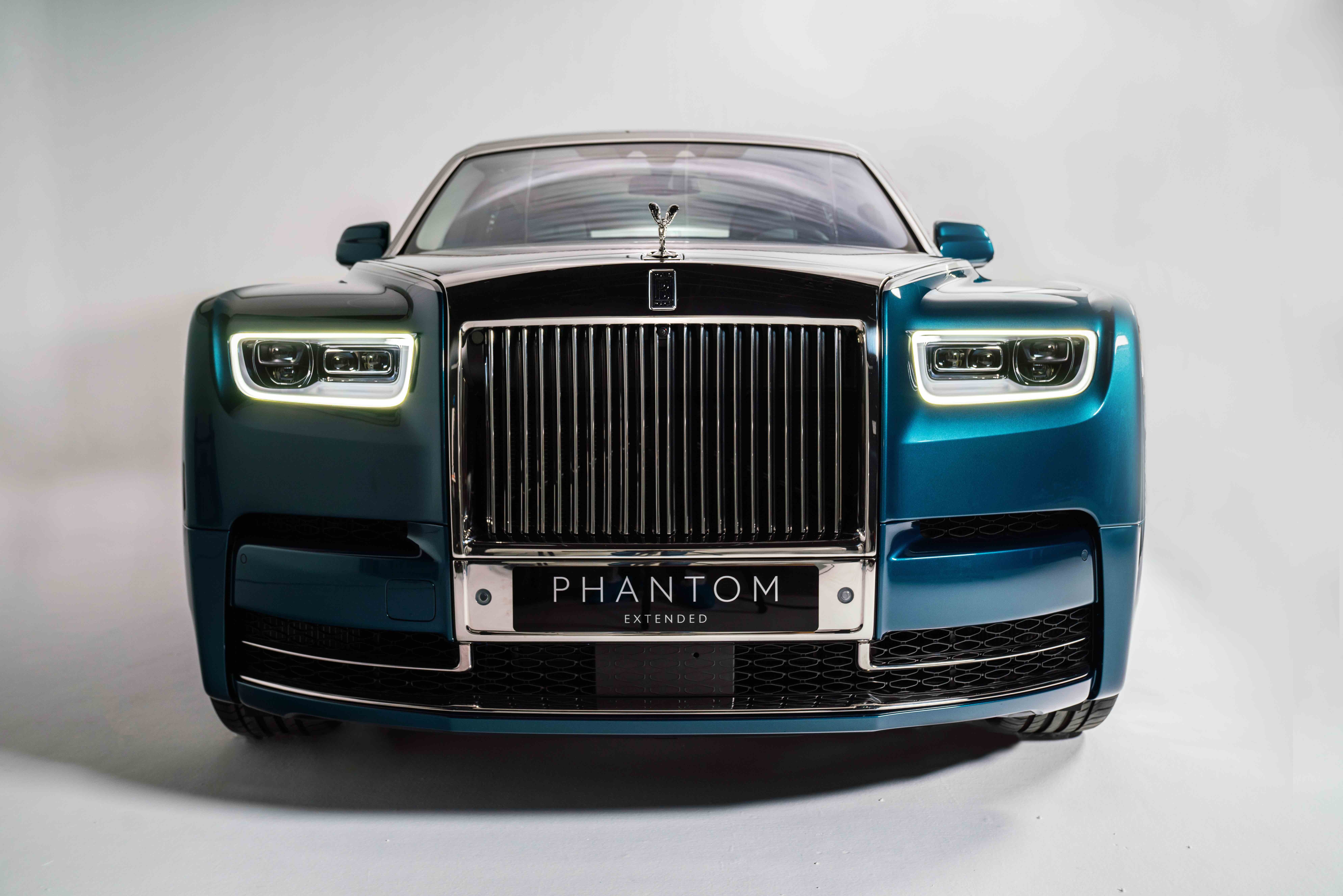 Rolls-Royce Phantom Iridescent Opulence ra mắt ảnh 3 Rolls-Royce Phantom Iridescent Opulence ra mat anh 3