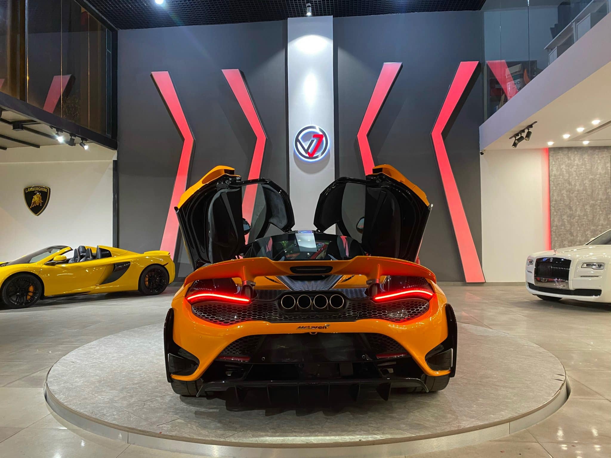 McLaren 765LT về Việt Nam ảnh 2 McLaren 765LT ve Viet Nam anh 2