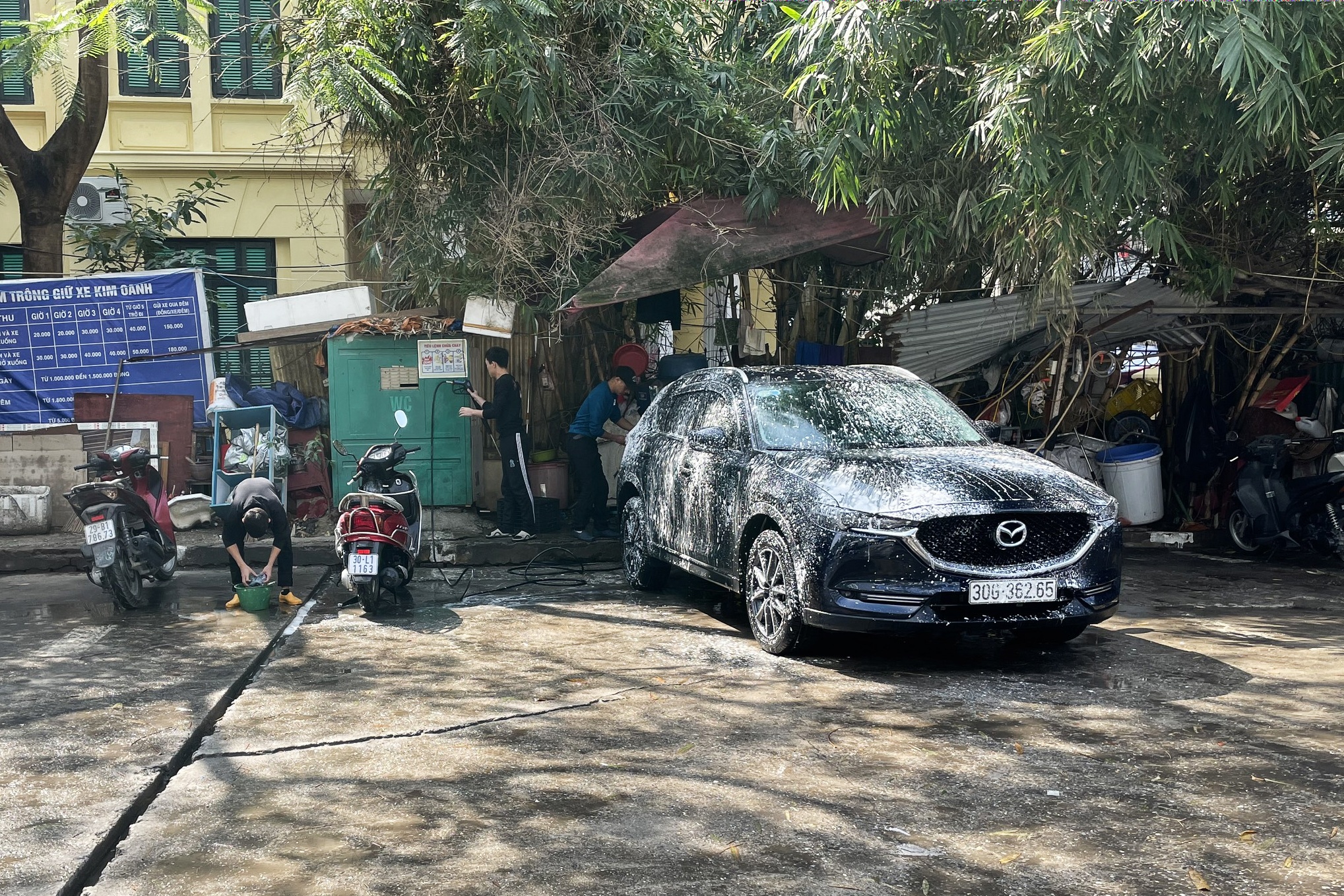 Dich vu rua xe dip can Tet anh 2