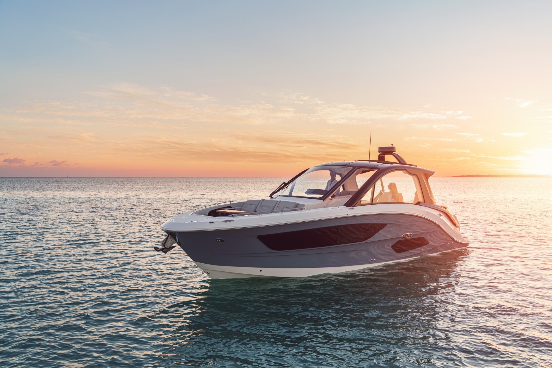 Sea Ray Sundancer 370 Outboard ra mắt ảnh 1 Sea Ray Sundancer 370 Outboard ra mat anh 1