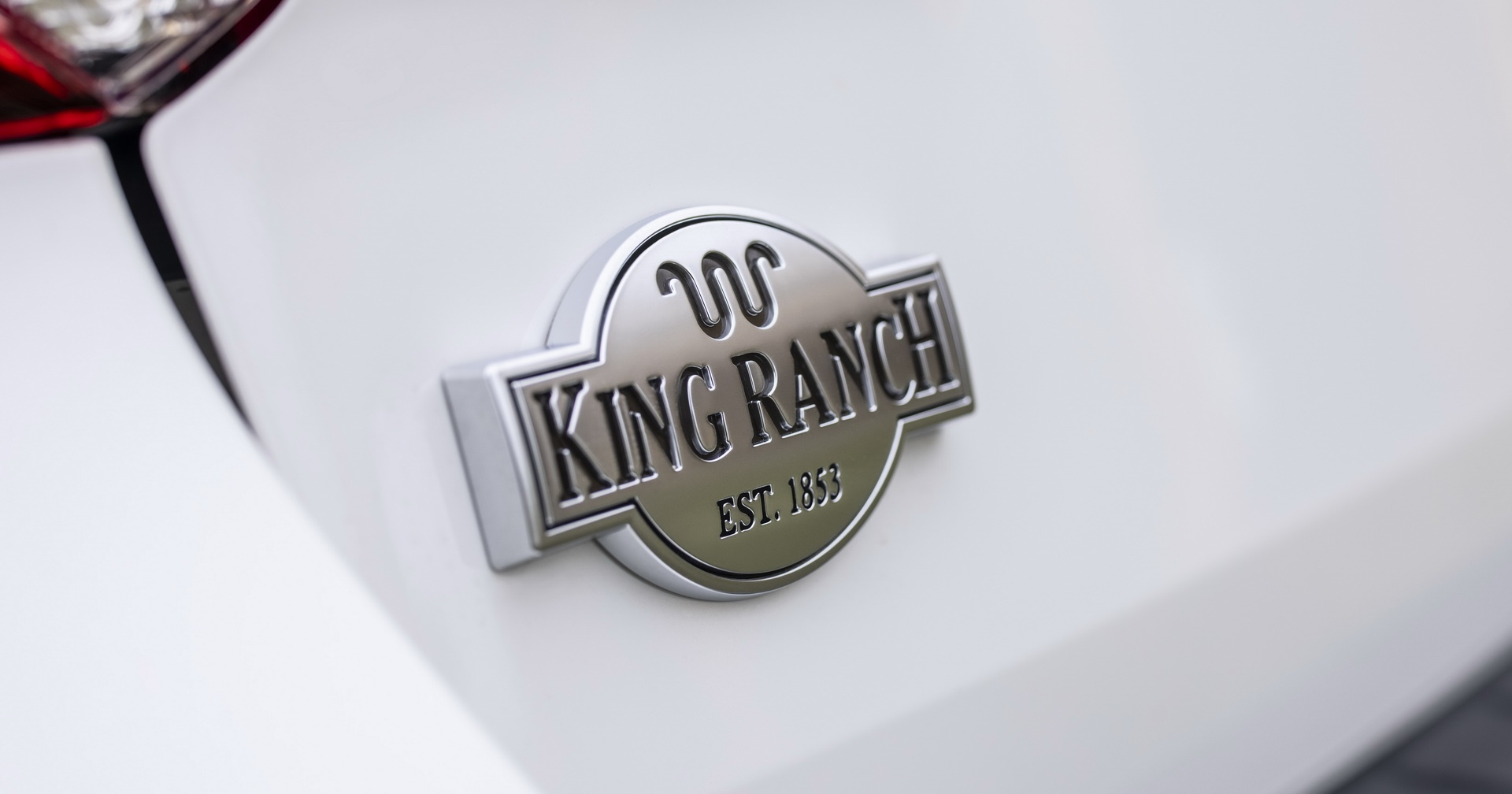 Ford Explorer King Ranch ra mắt ảnh 7 Ford Explorer King Ranch ra mat anh 7