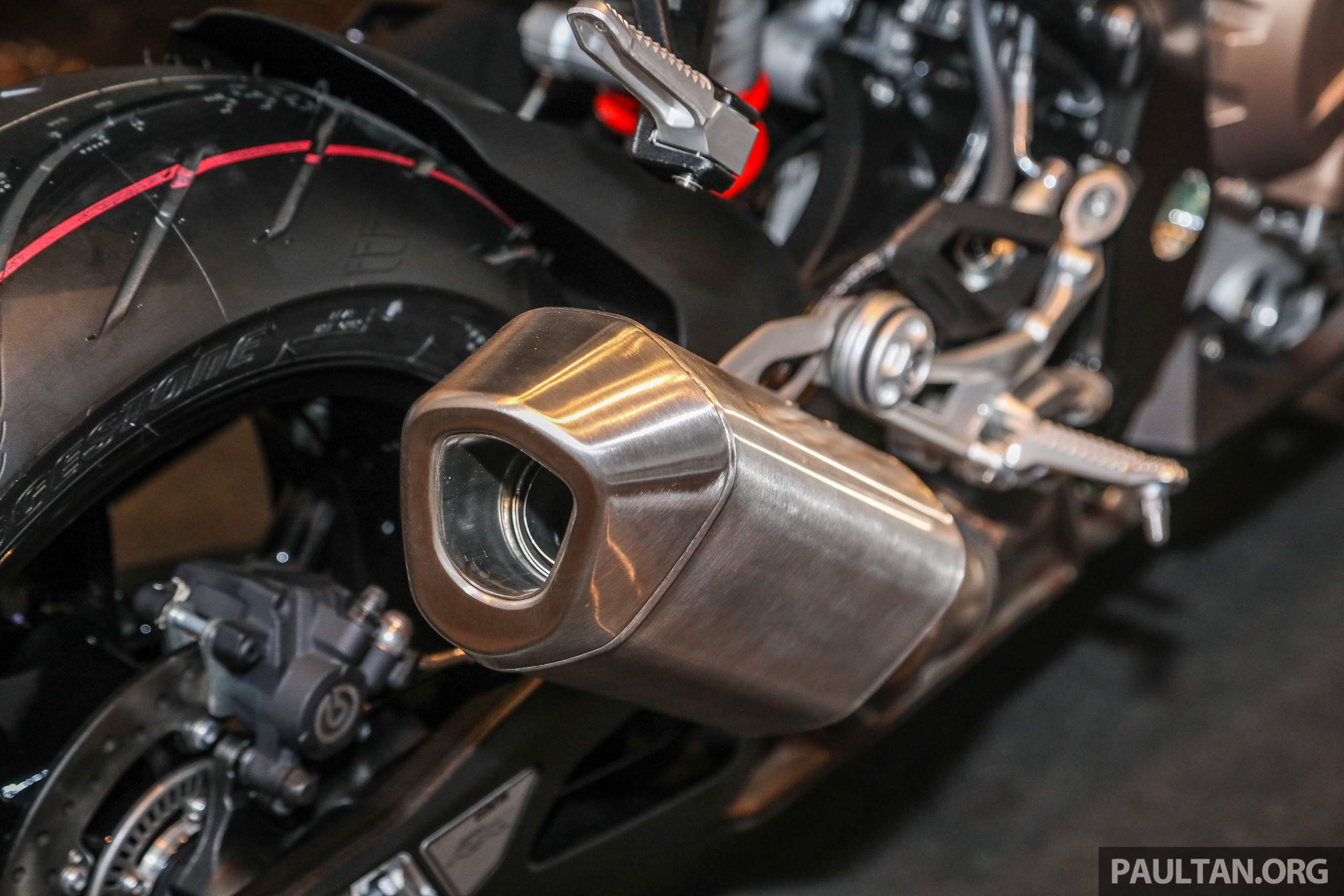 BMW S 1000 RR 2021 duoc ra mat anh 3