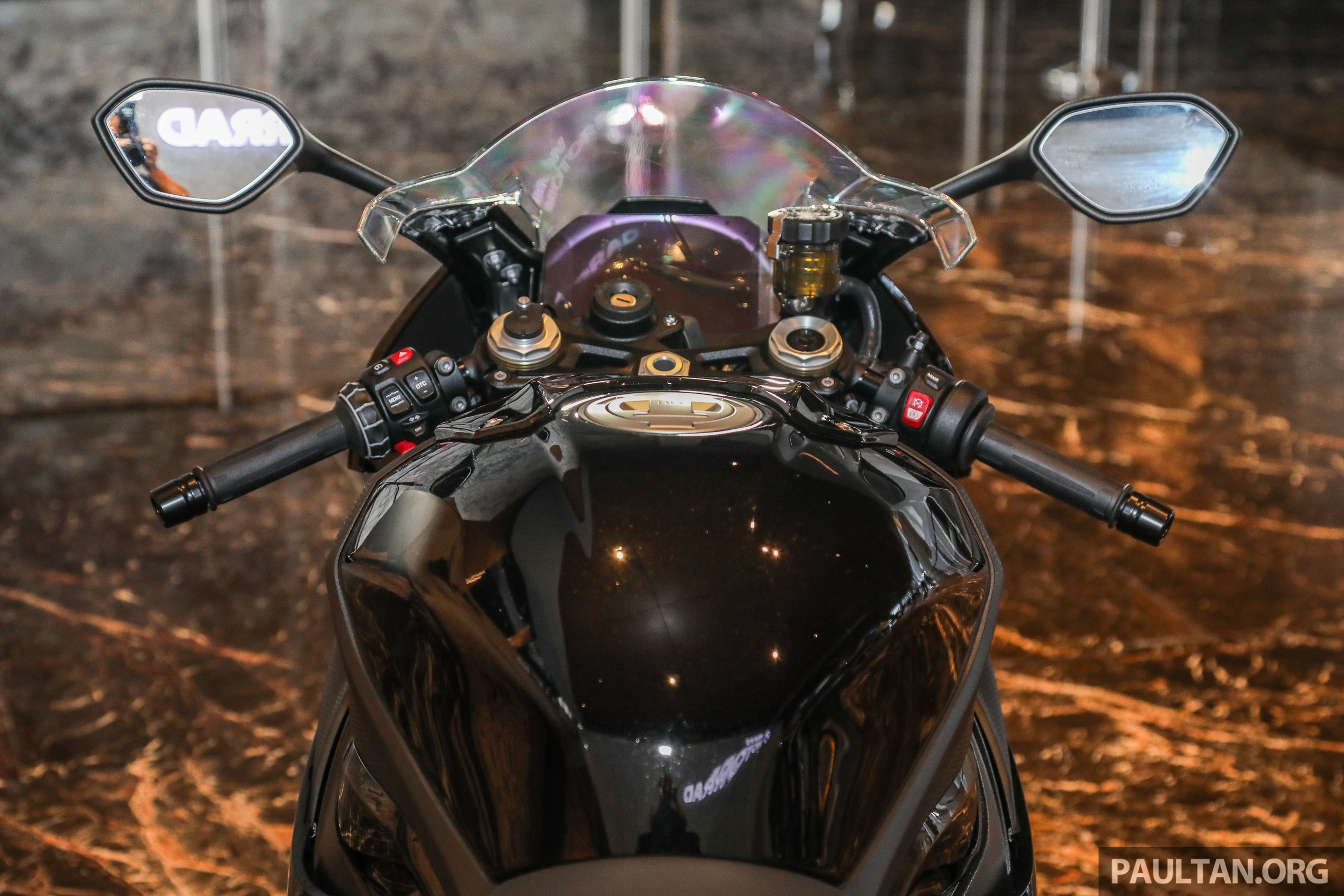 BMW S 1000 RR 2021 duoc ra mat anh 9