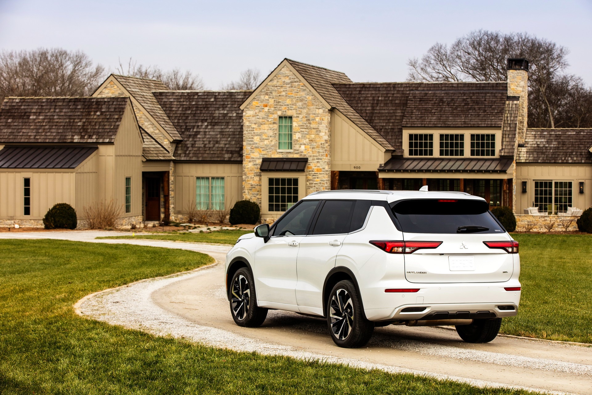 Mitsubishi Outlander 2022 có giá tại Mỹ ảnh 2 Mitsubishi Outlander 2022 co gia tai My anh 2
