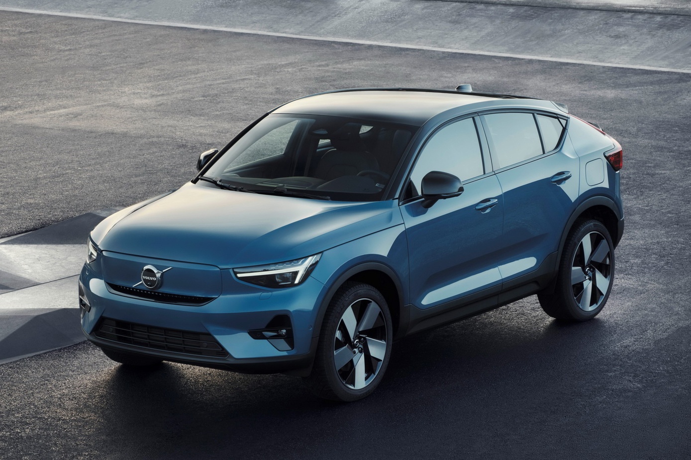 Volvo C40 Recharge 2021 ra mat, thiet ke dep va thuan chay dien hinh anh