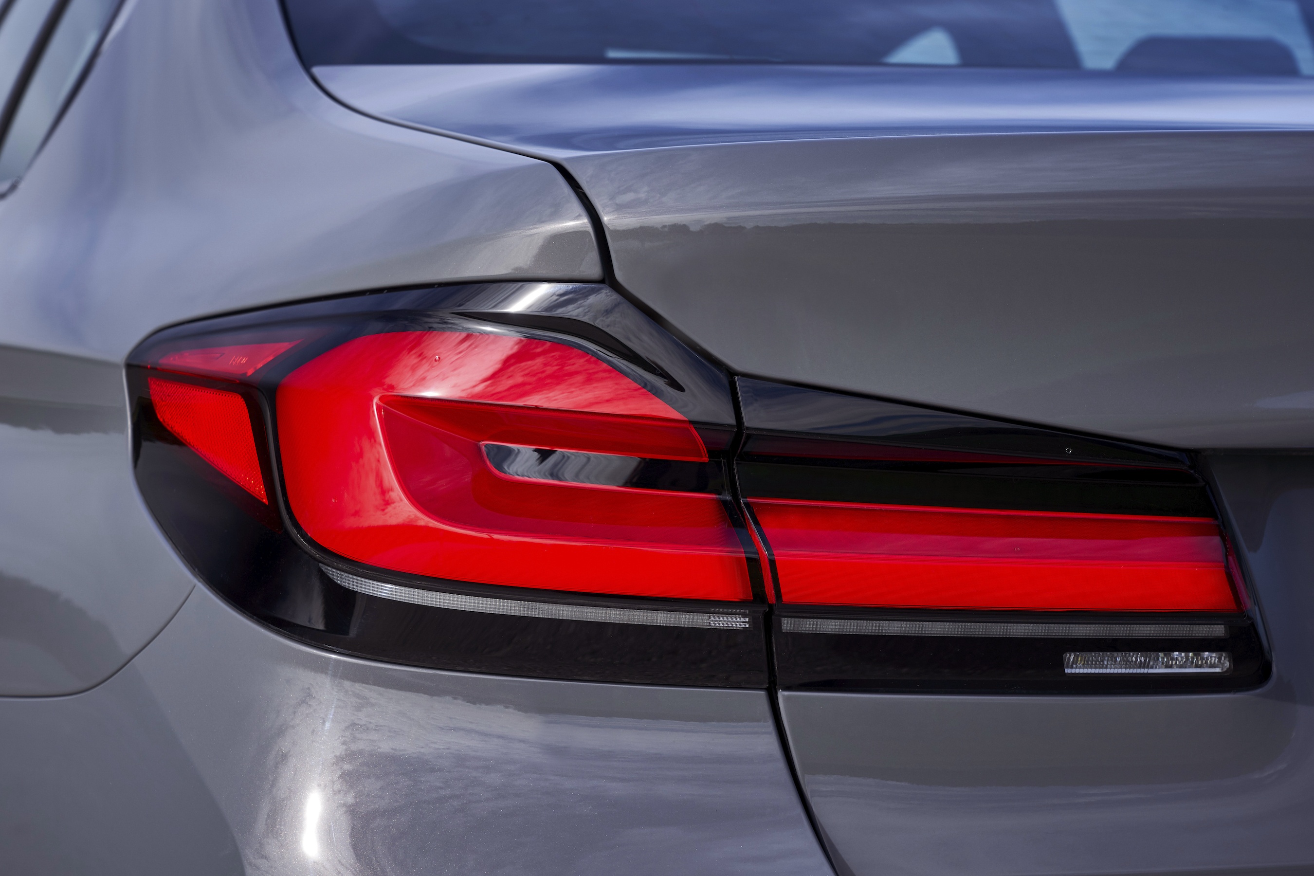 Những mẫu xe tiền tỷ sắp được ra mắt tại Việt Nam ảnh 8 Nhung mau xe tien ty sap duoc ra mat tai Viet Nam anh 8