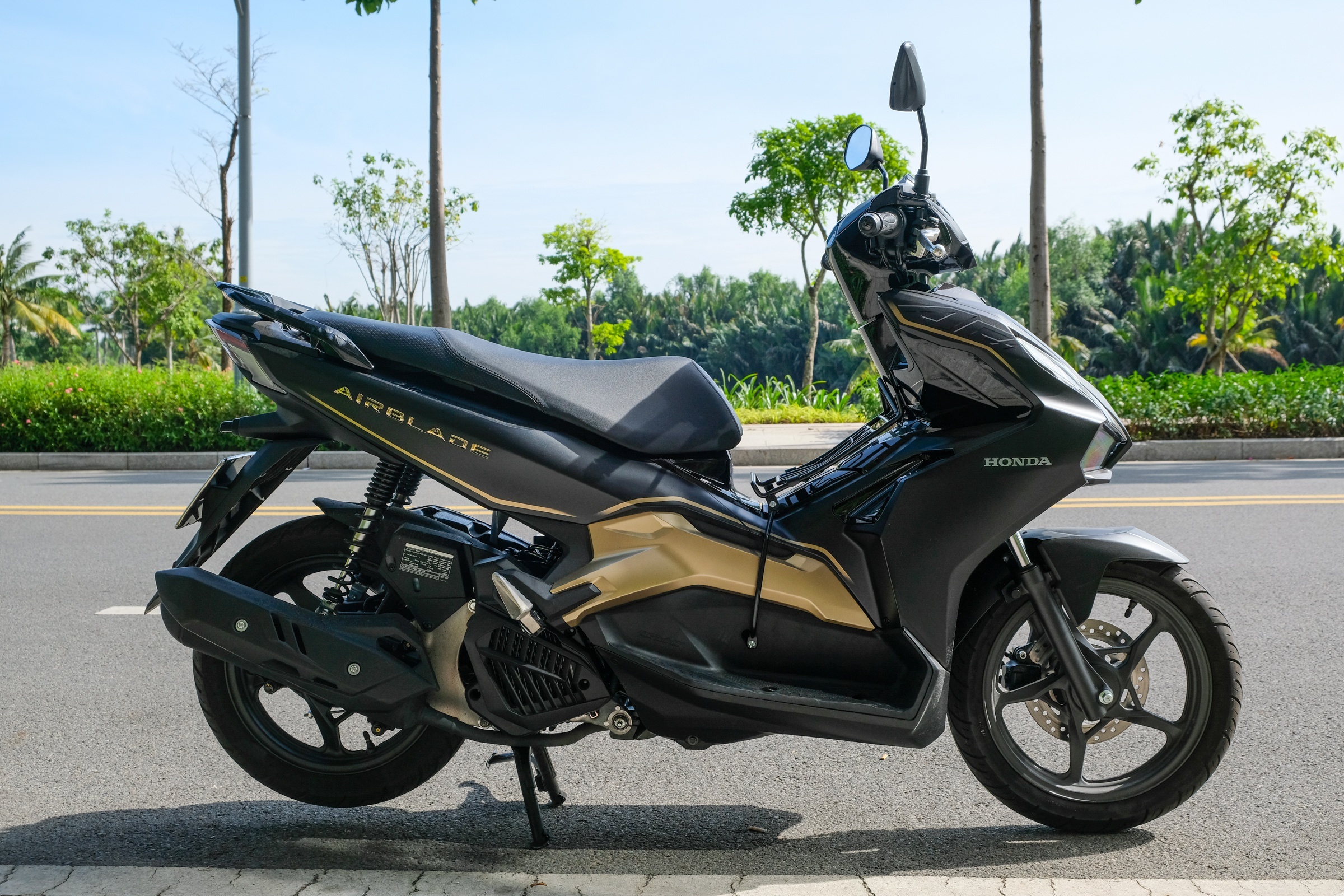 Honda Air Blade duoc giam gia sau anh 2