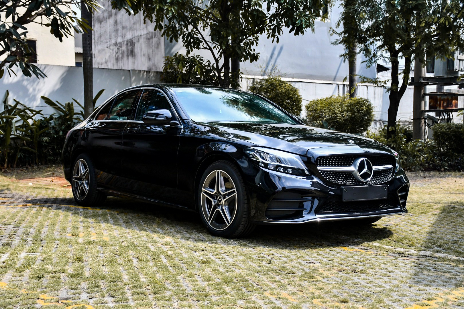 Mercedes-Benz C 180 AMG ra mắt ảnh 1 Mercedes-Benz C 180 AMG ra mat anh 1