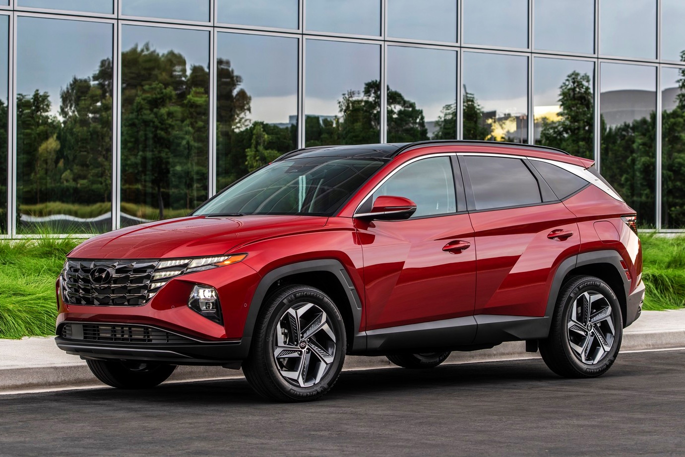 Hyundai Tucson 2022 co gia tu 24.950 USD tai My hinh anh
