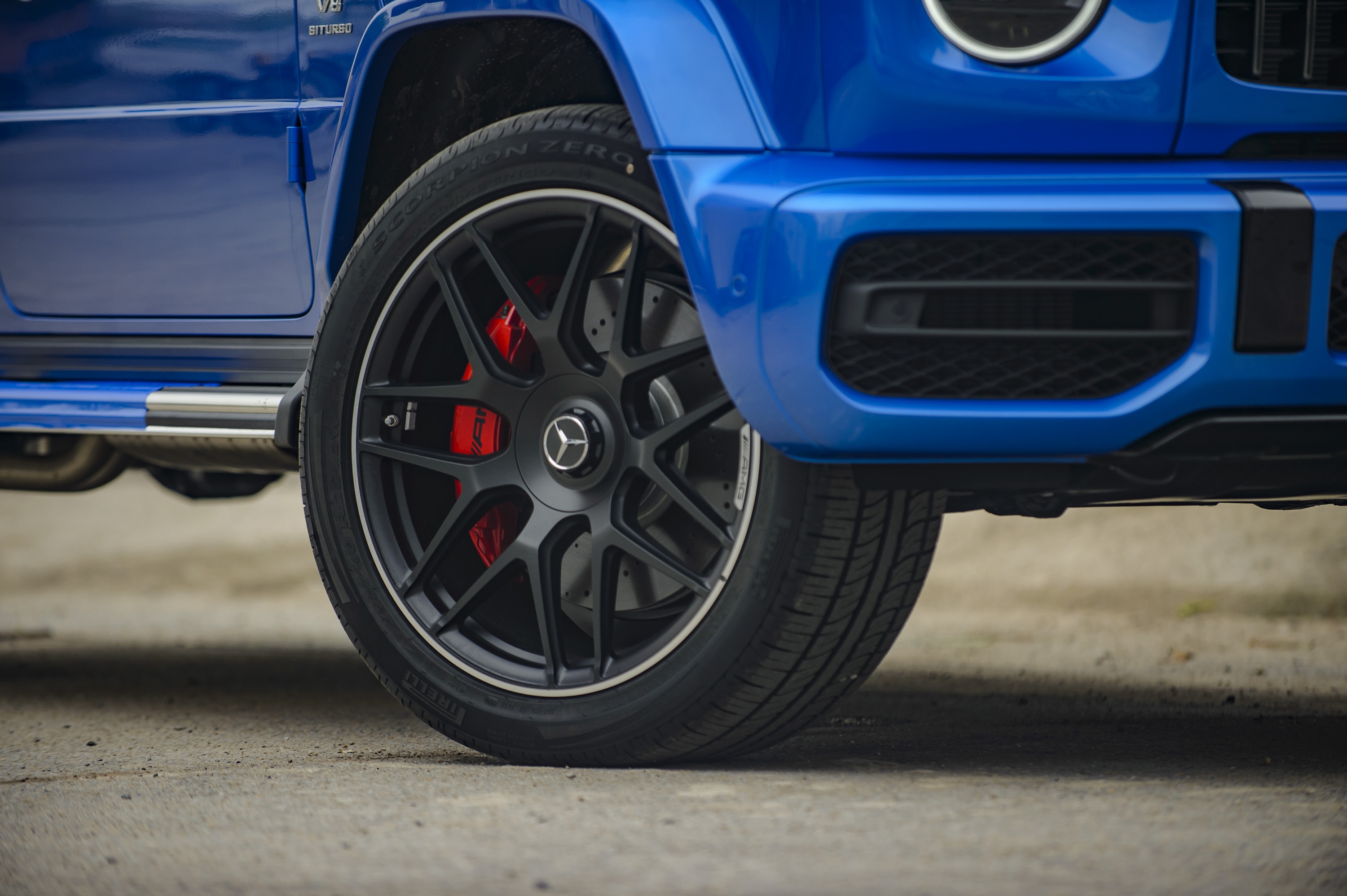 Mercedes-AMG G 63 mau xanh hang doc anh 8