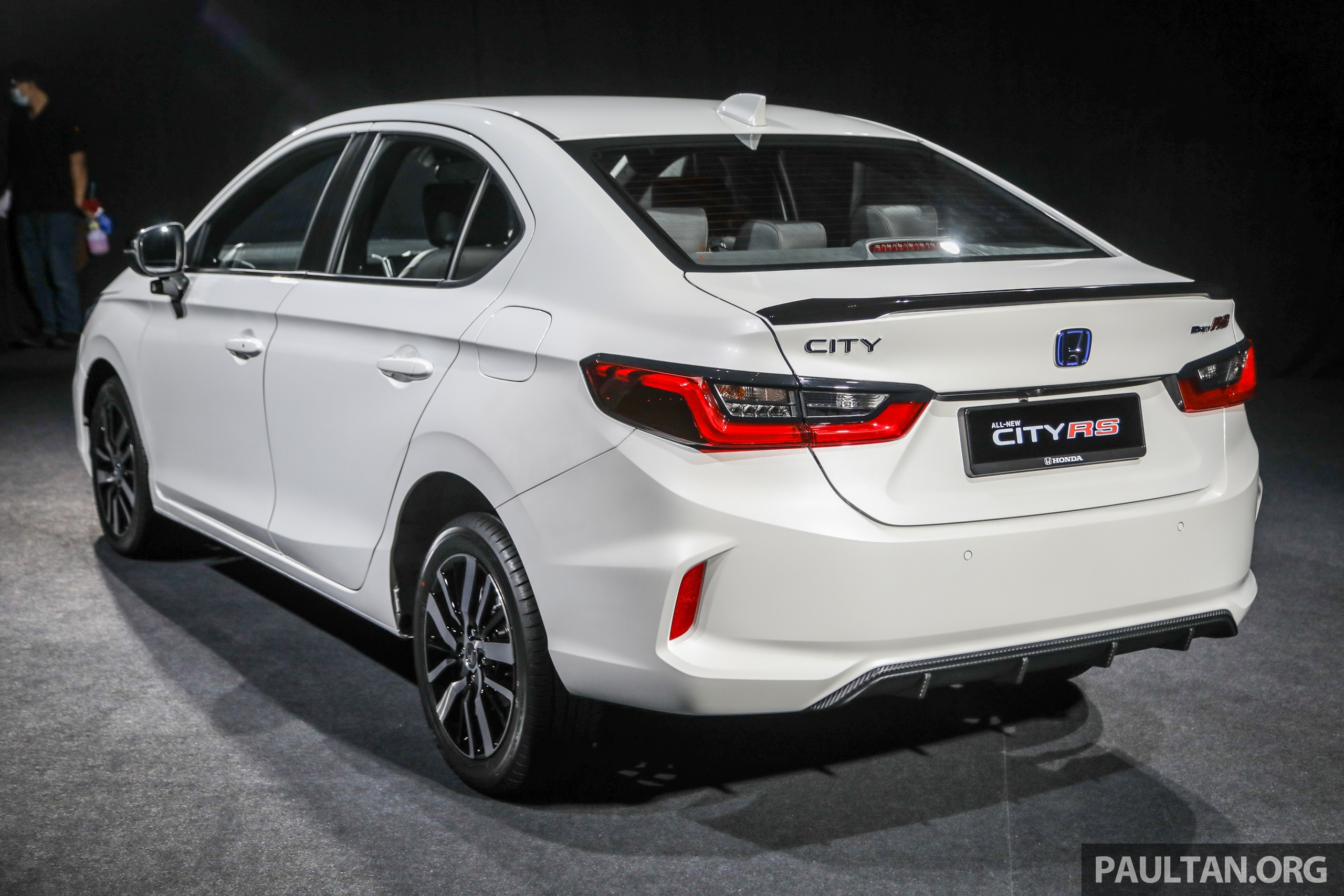 Honda City RS e:HEV 2021 co gia 25.700 USD tai Malaysia anh 2