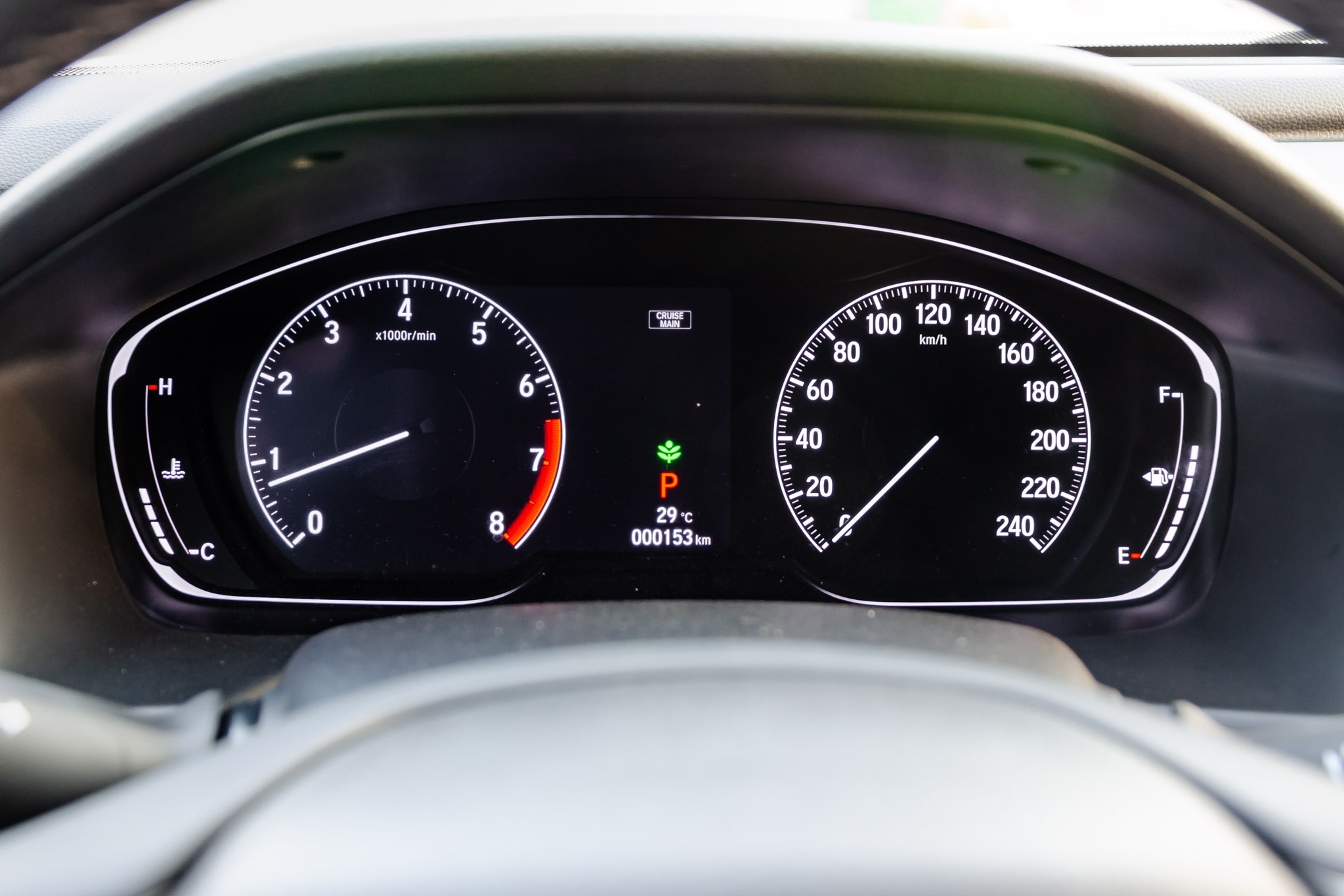 So sánh Mercedes-Benz C 180 AMG và Honda Accord ảnh 15 So sanh Mercedes-Benz C 180 AMG va Honda Accord anh 15