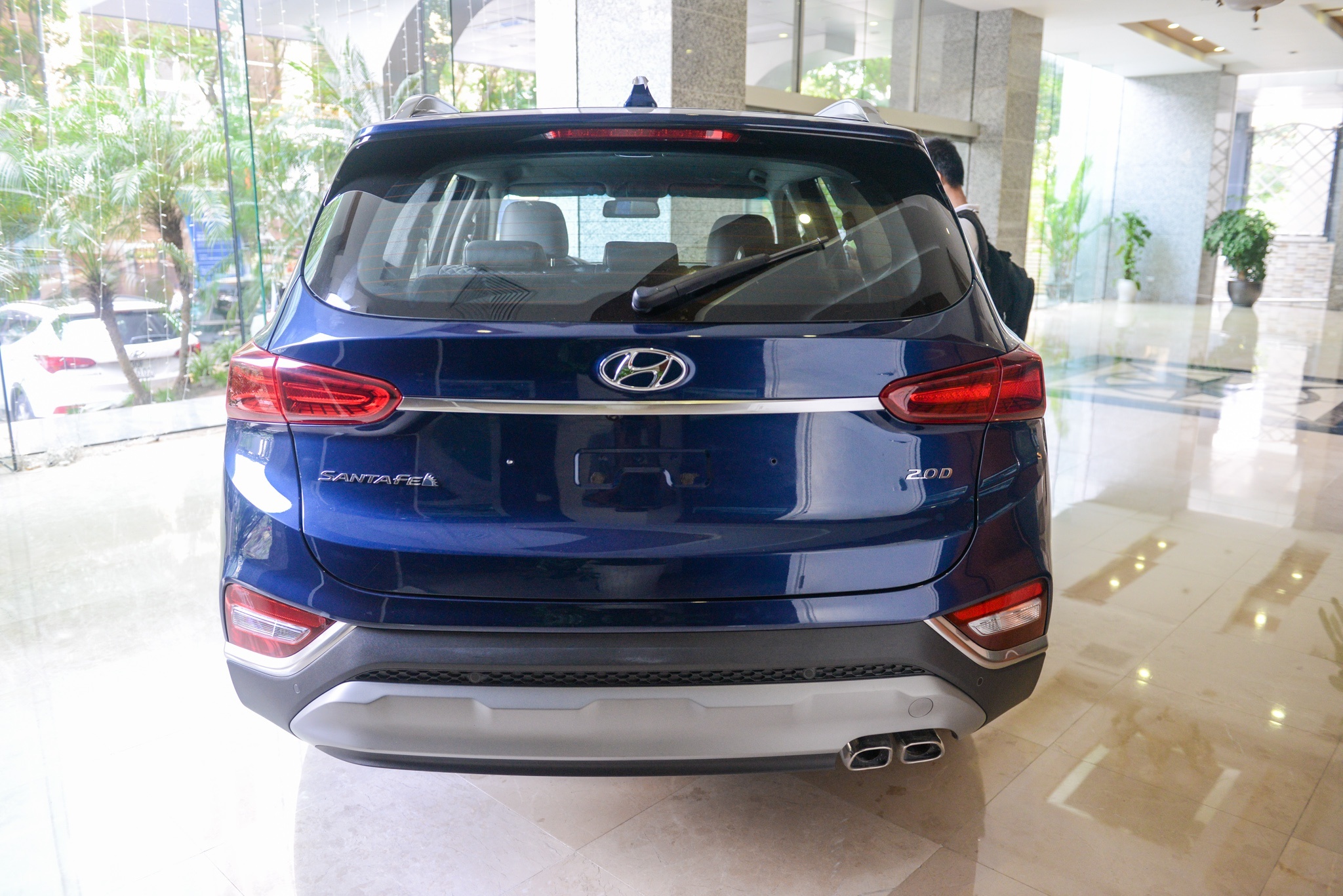 Hyundai Santa Fe tro ve voi vi tri dan dau nhom SUV 7 cho o thang 2 anh 4