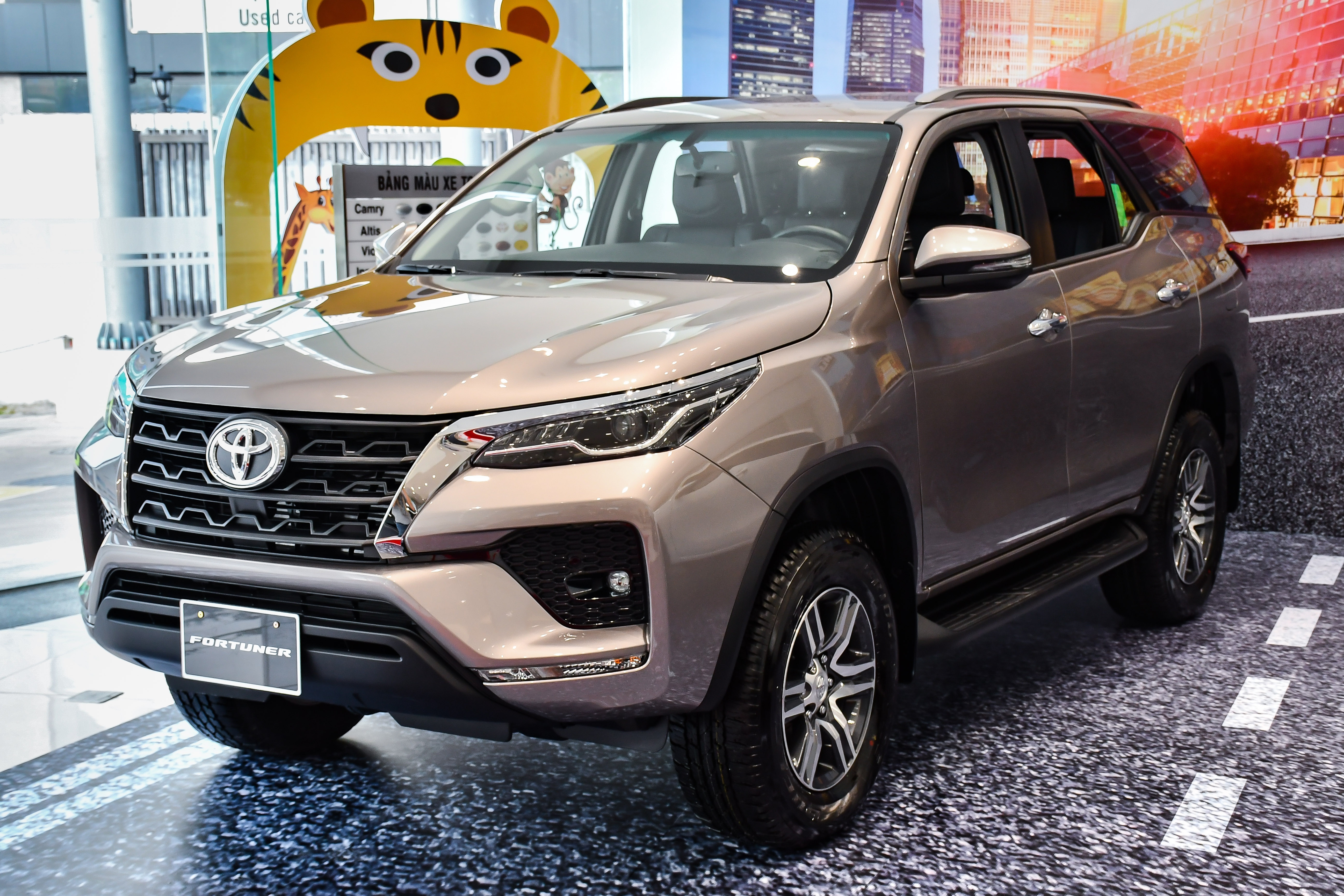 3 mau SUV 7 cho ban chay nhat thang 2 hinh anh