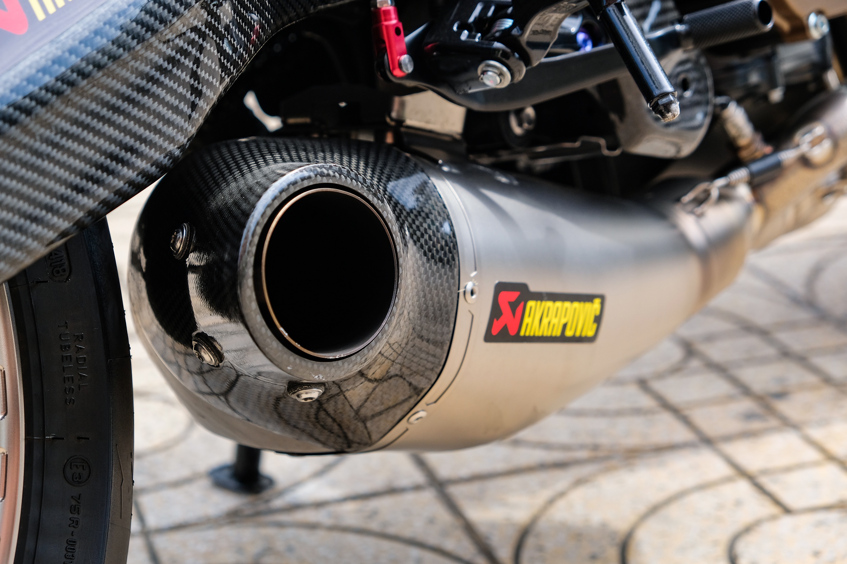 Honda CB650R do 300 trieu tai TP.HCM anh 12