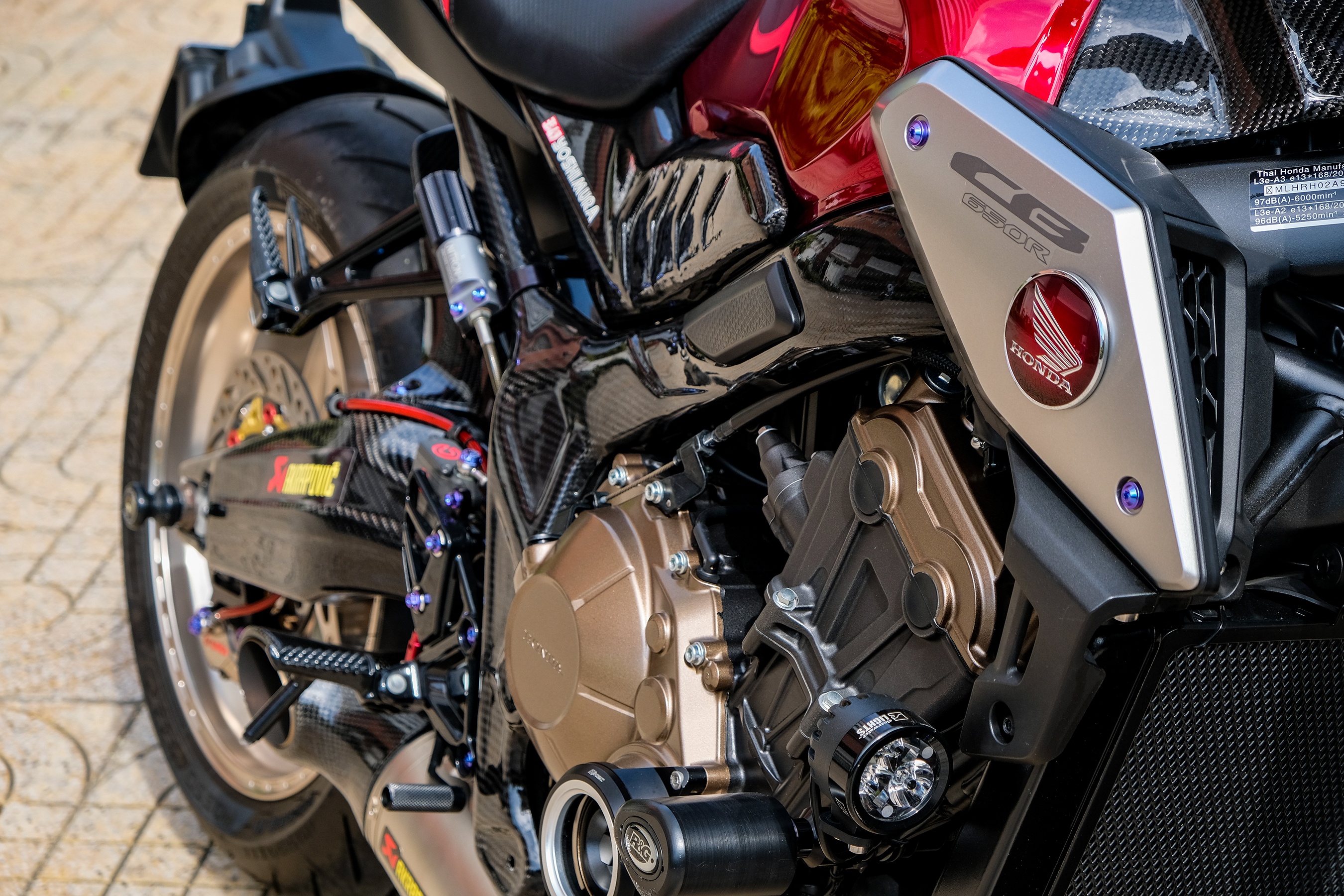 Honda CB650R do 300 trieu tai TP.HCM anh 13