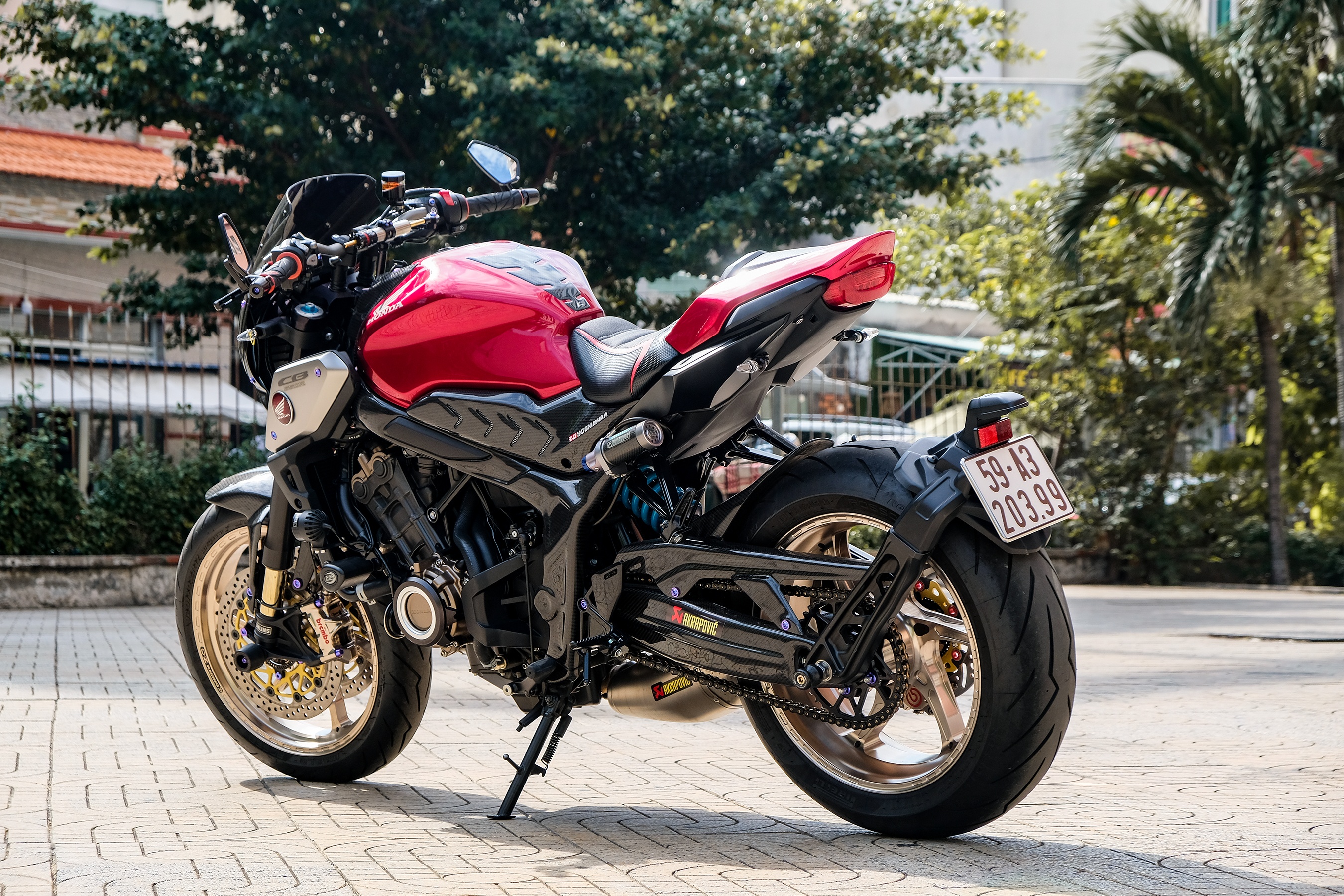 Honda CB650R do 300 trieu tai TP.HCM anh 2