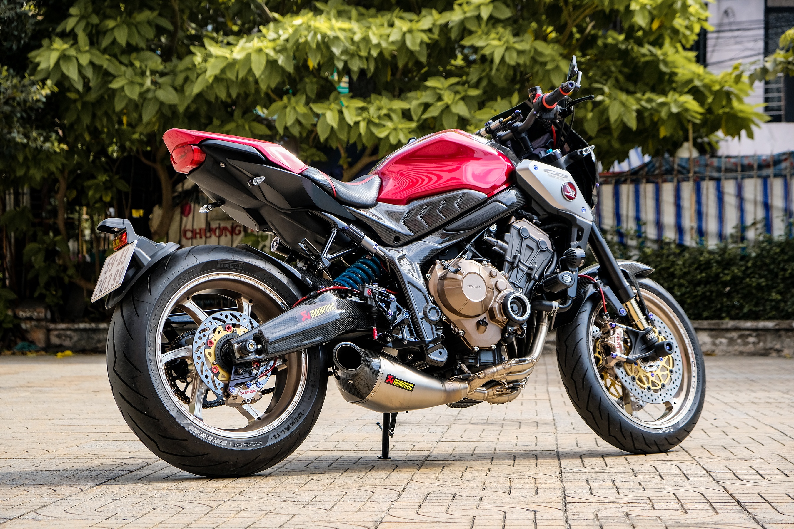 Honda CB650R do 300 trieu tai TP.HCM anh 11