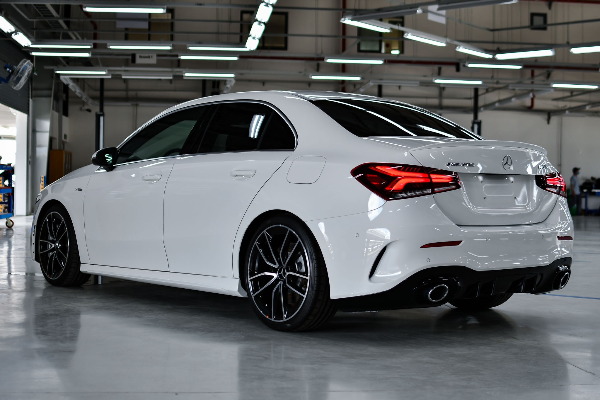 Cac mau xe the thao dang chu y anh 16