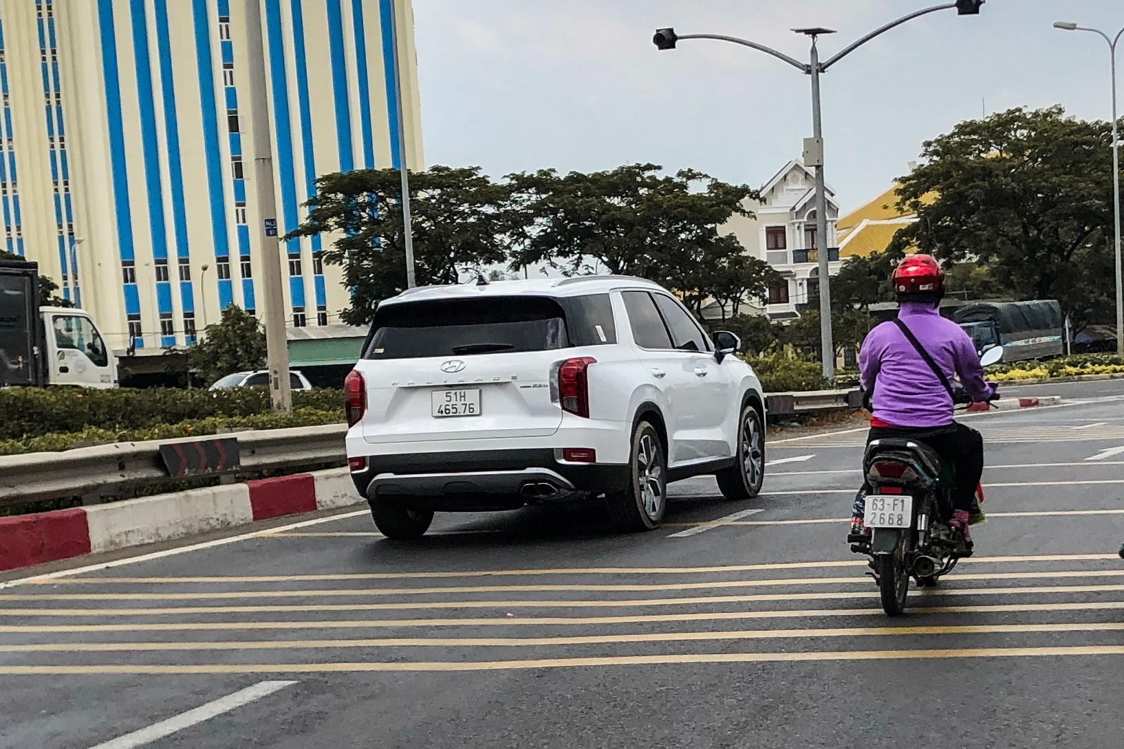 Hyundai Palisade xuất hiện tại TP.HCM ảnh 1 Hyundai Palisade xuat hien tai TP.HCM anh 1