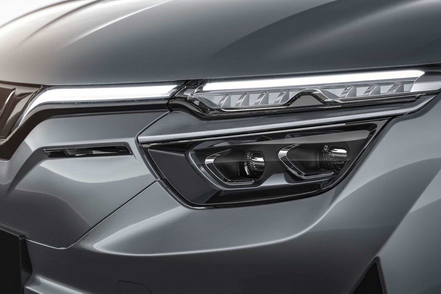 VinFast VF e35 sẽ cạnh tranh với mẫu xe nào của Tesla? ảnh 6 VinFast VF e35 se canh tranh voi mau xe nao cua Tesla? anh 6