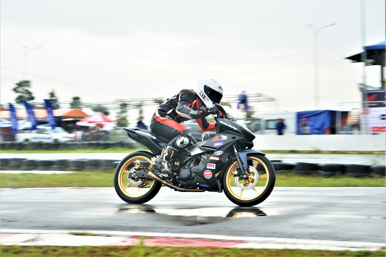 3 mau xe dua duoc do tu xe pho thong tai Viet Nam anh 1