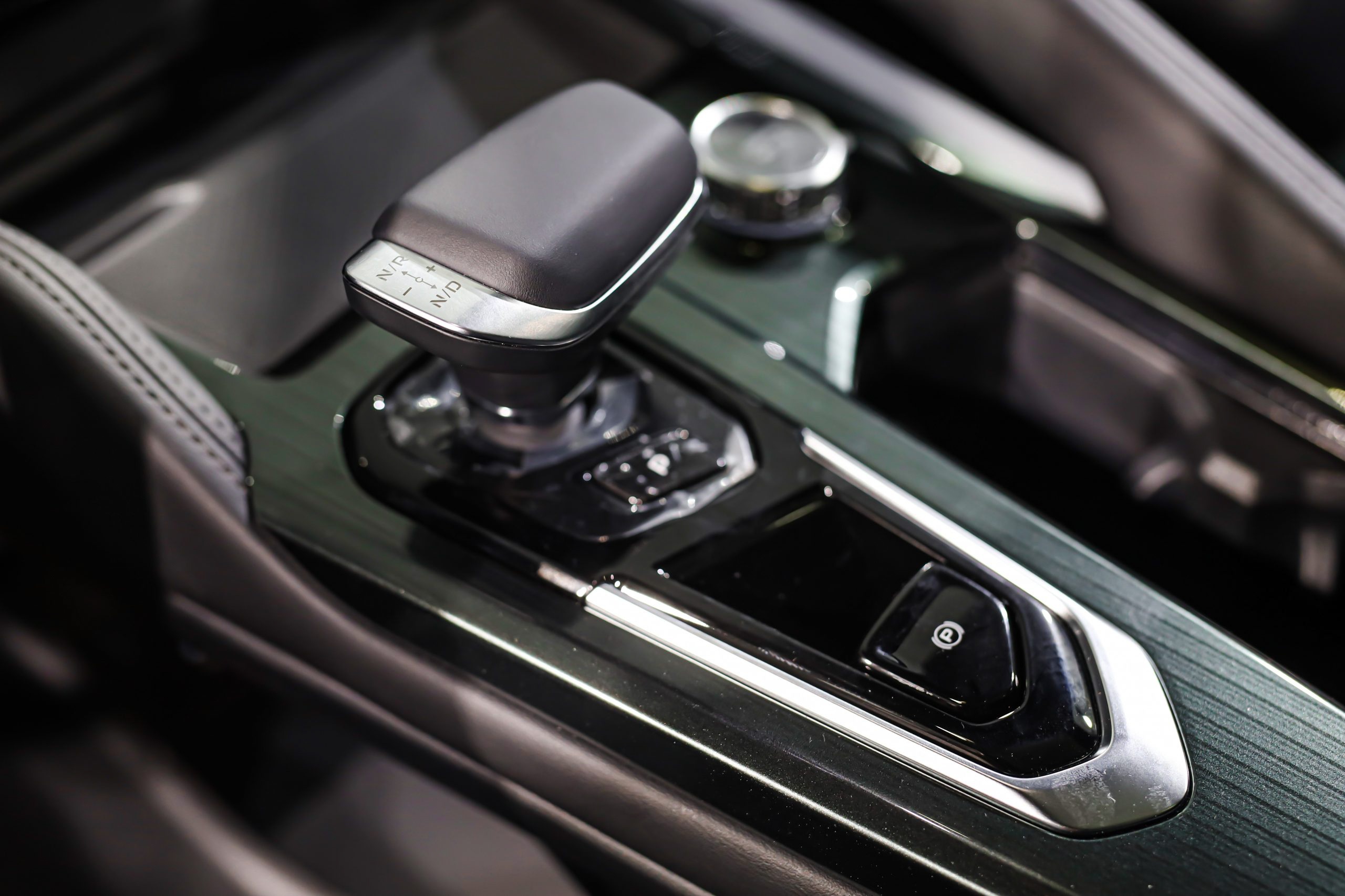 SUV Geely Xingyue L ra mat anh 3