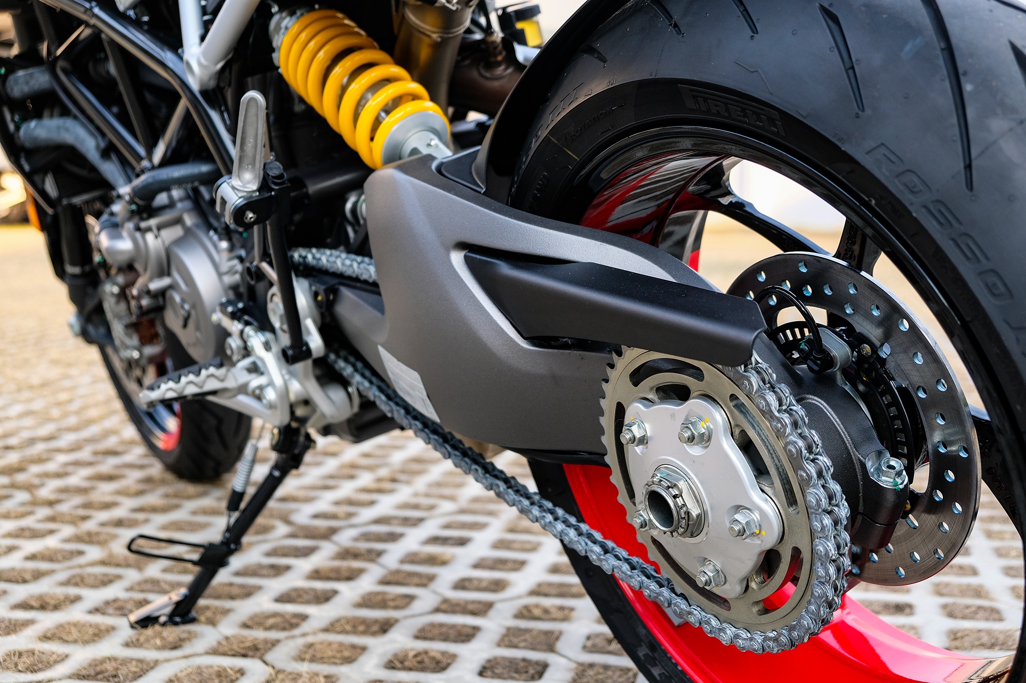 Ducati Hypermotard 950 RVE tai Viet Nam anh 10