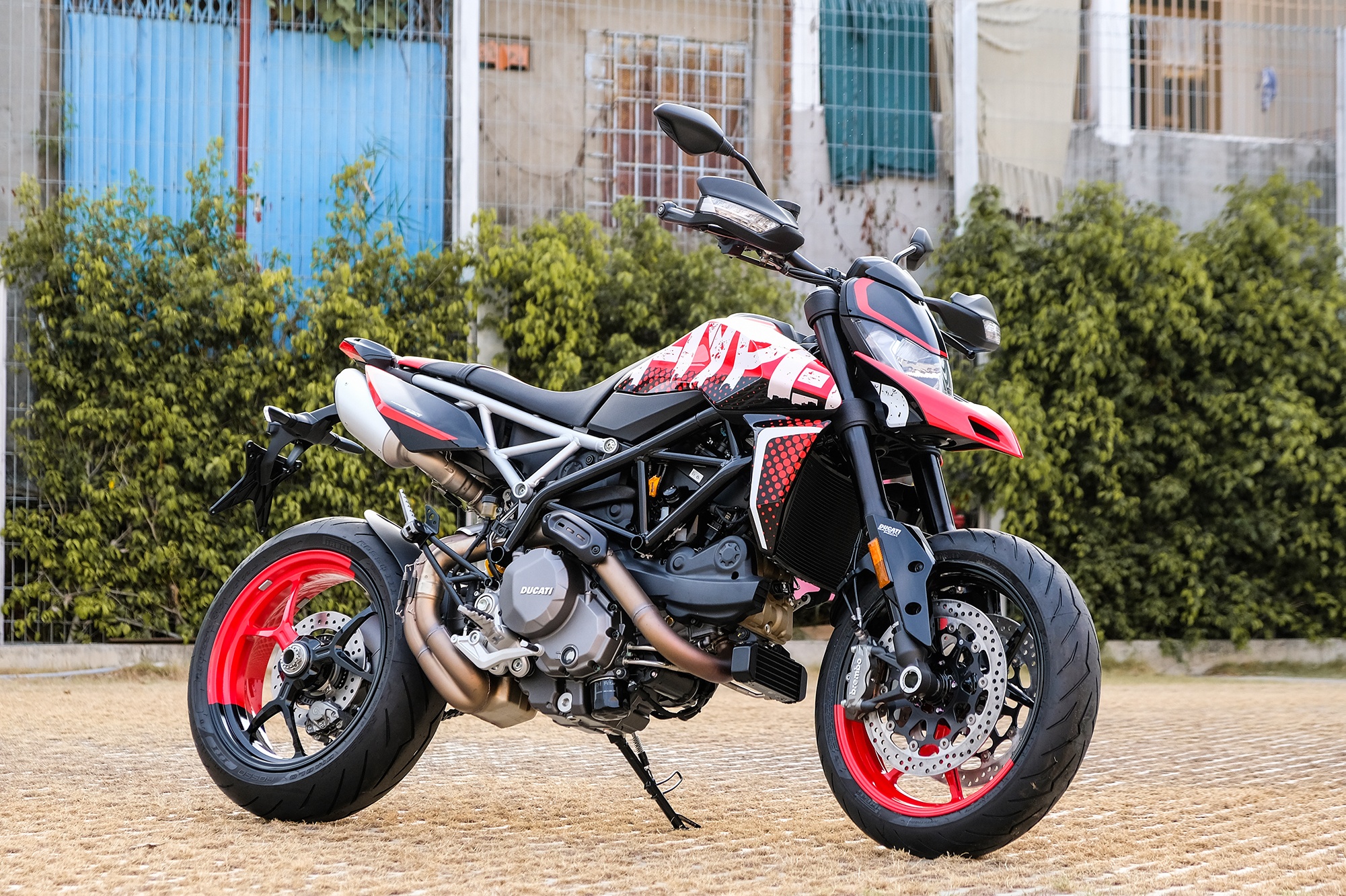 Ducati Hypermotard 950 RVE tai Viet Nam anh 1