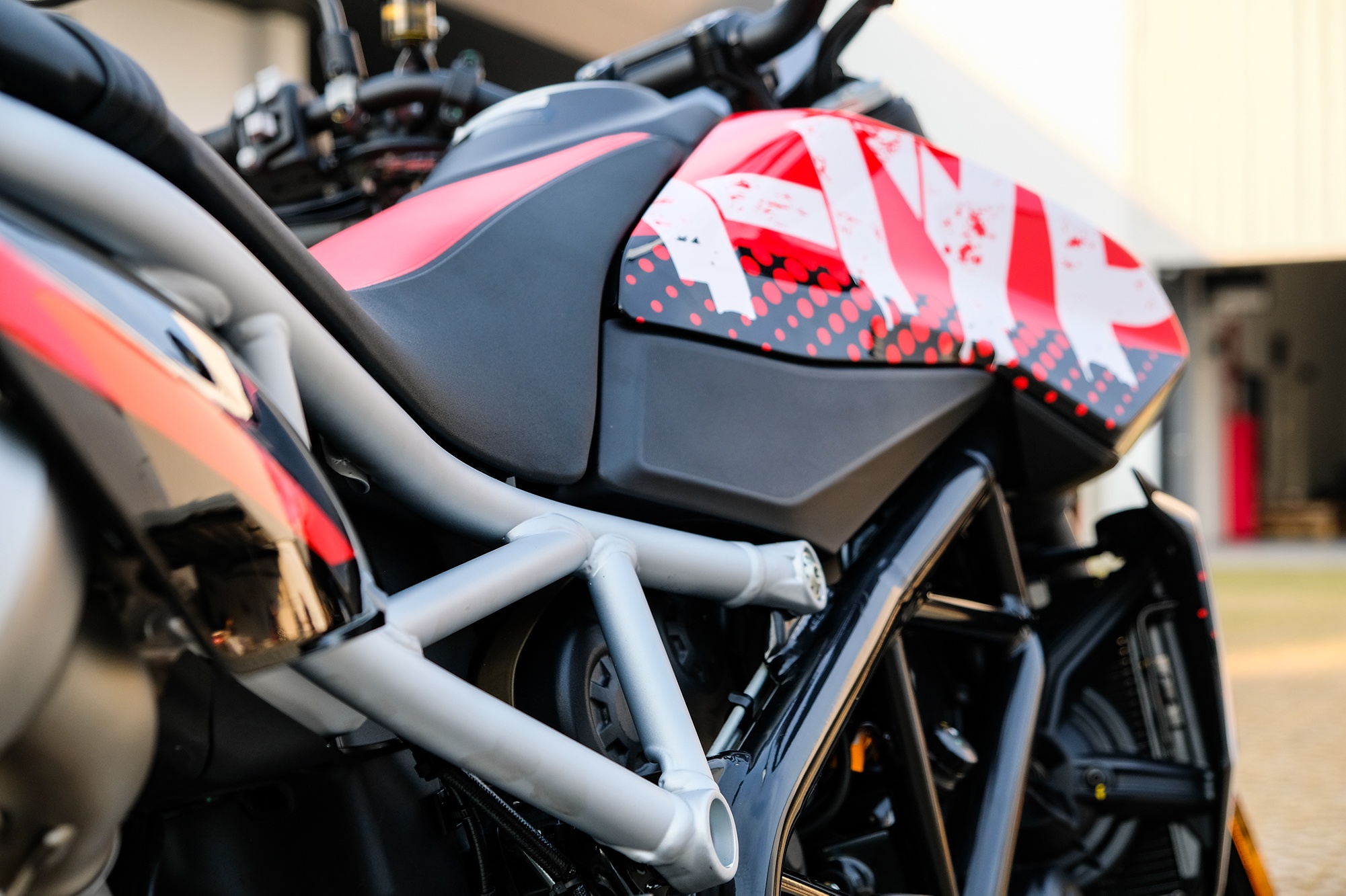 Ducati Hypermotard 950 RVE tai Viet Nam anh 4