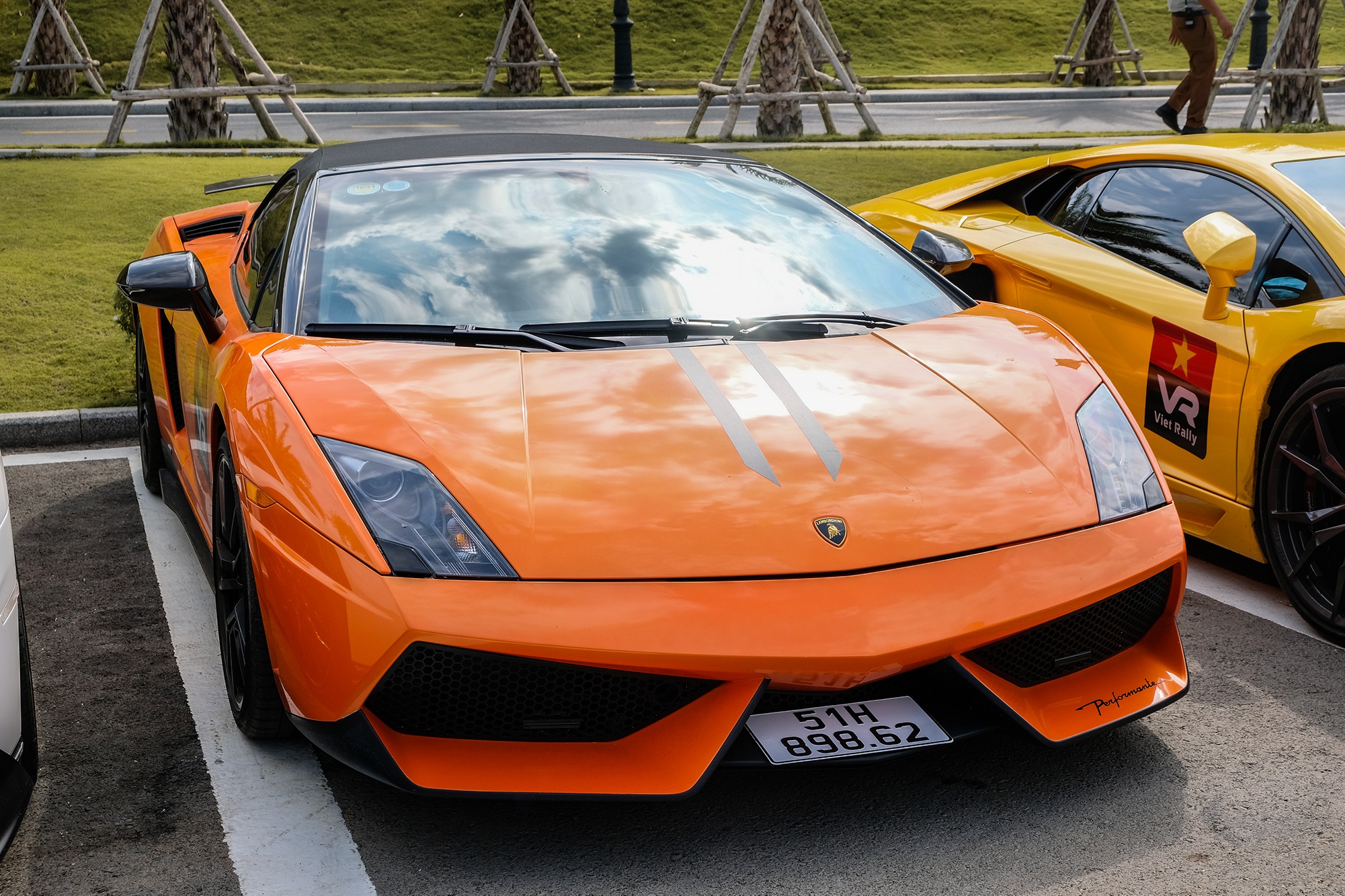 Lan dau toi tham gia hanh trinh sieu xe anh 35