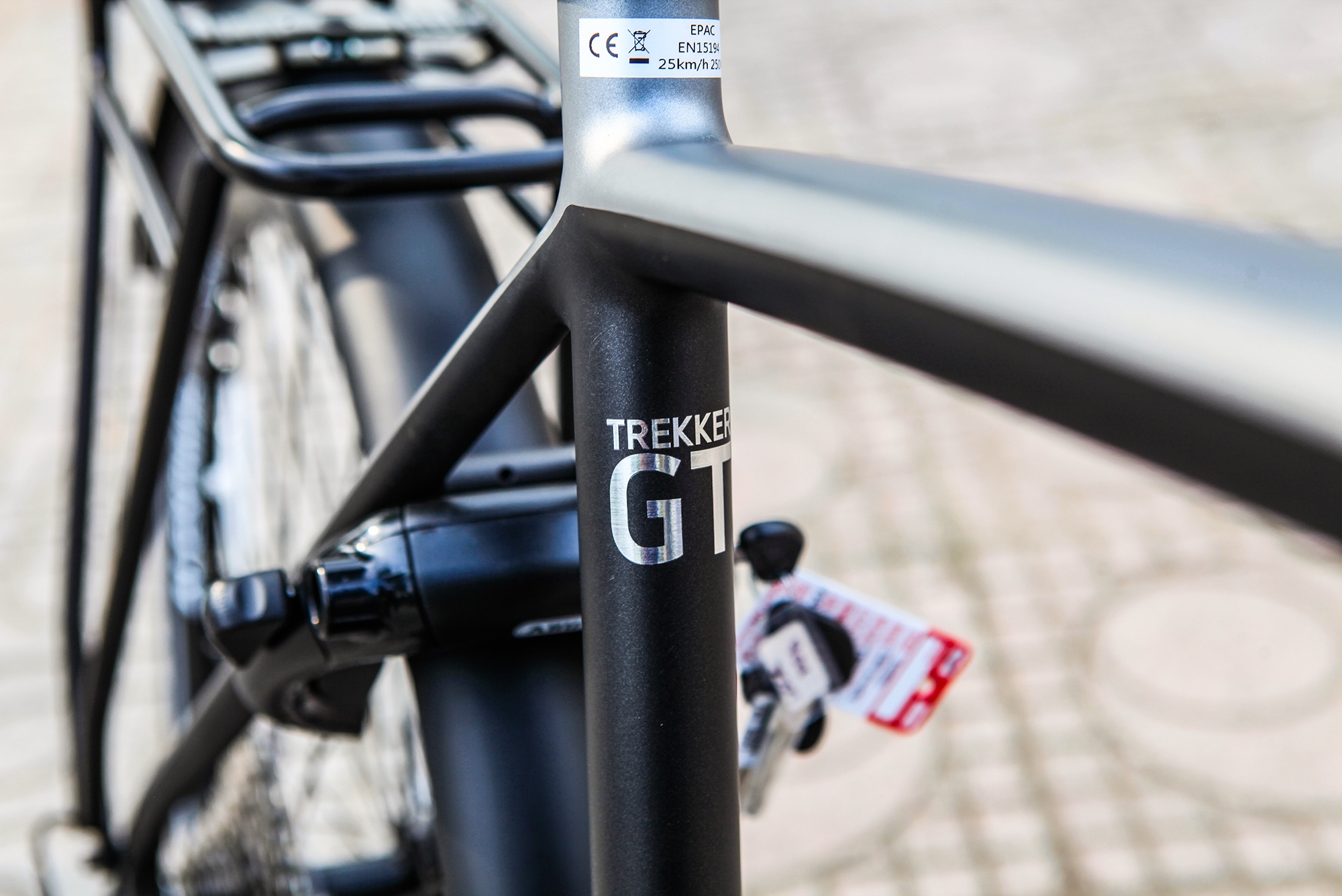 Chi tiet xe dap Triumph Trekker GT tai Viet Nam anh 12