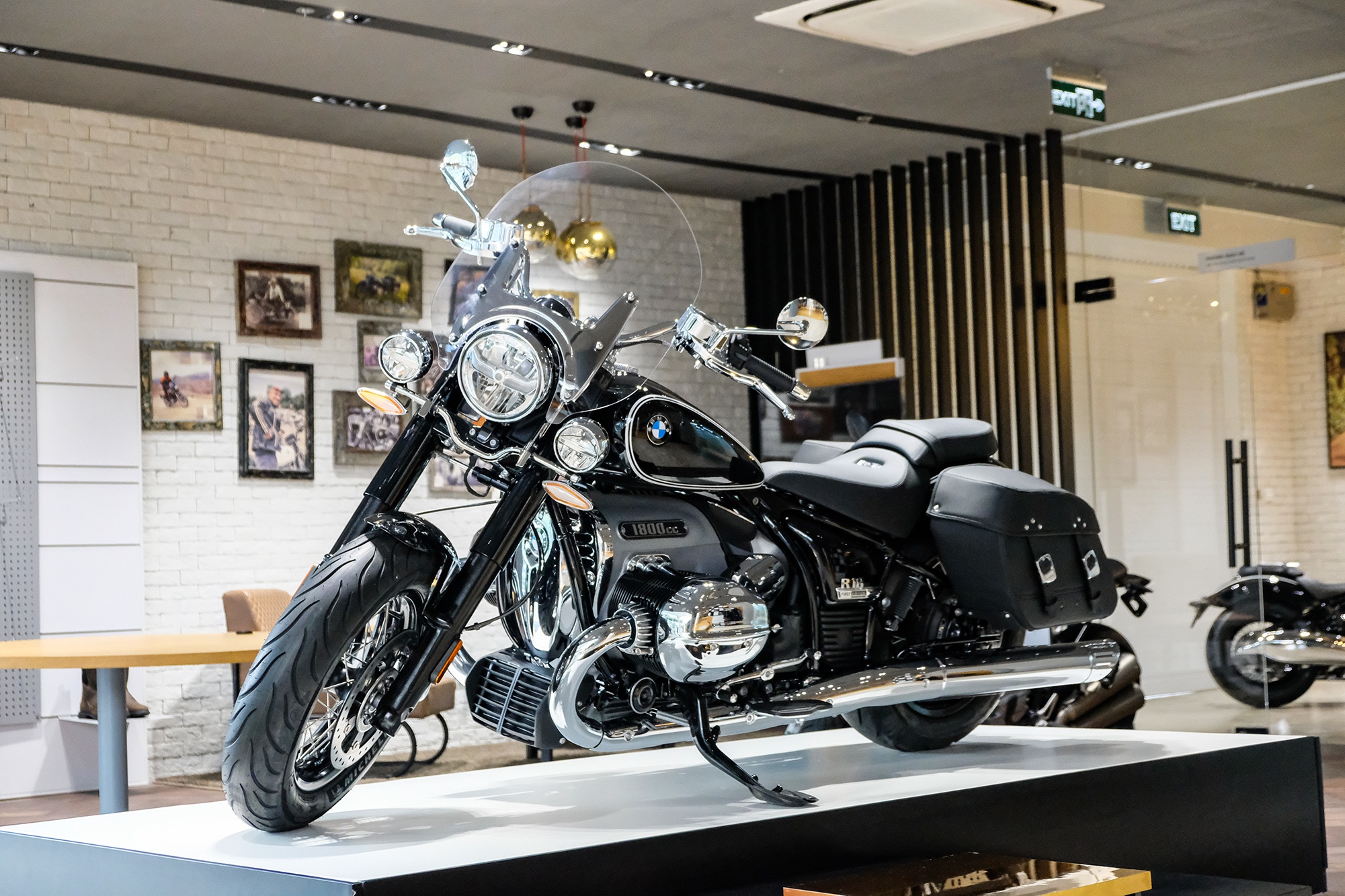 lua chon xe may co gia tren 1 ty dong anh 1