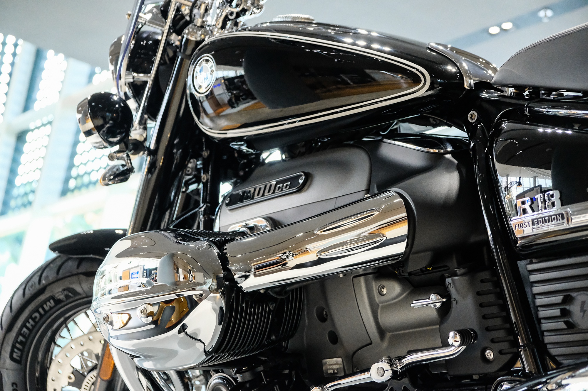 Chi tiet BMW R 18 Classic tai Viet Nam anh 12