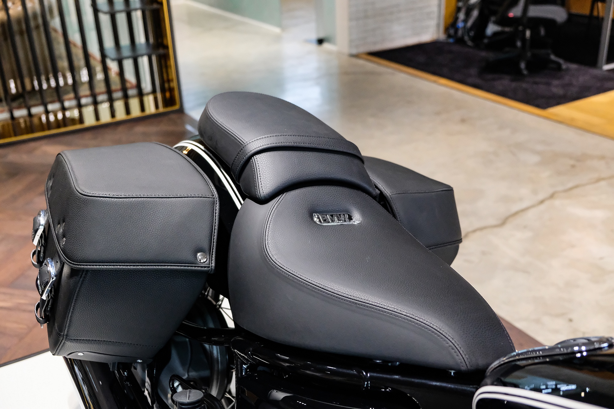 Chi tiet BMW R 18 Classic tai Viet Nam anh 7