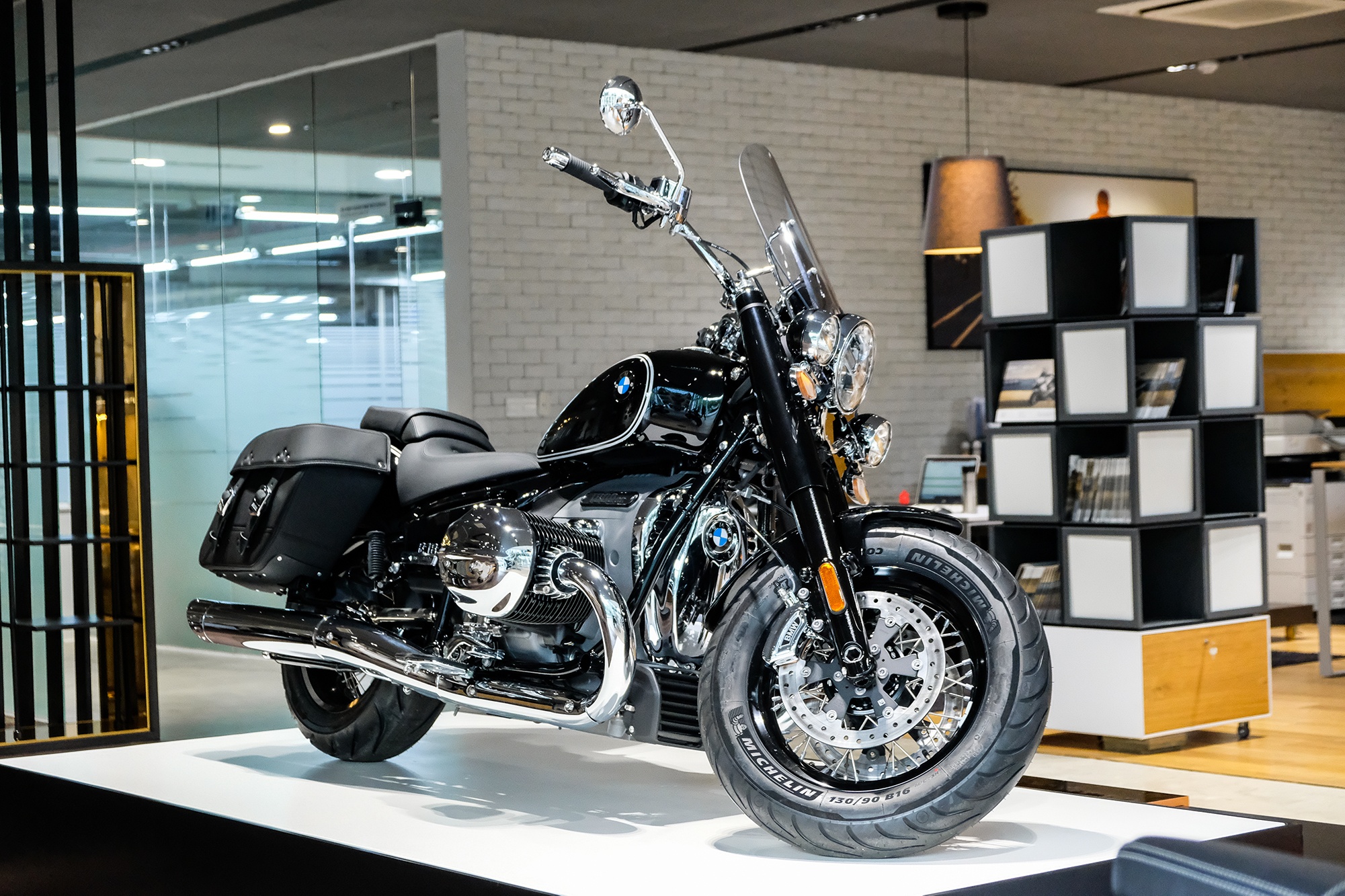 lua chon xe may co gia tren 1 ty dong anh 2