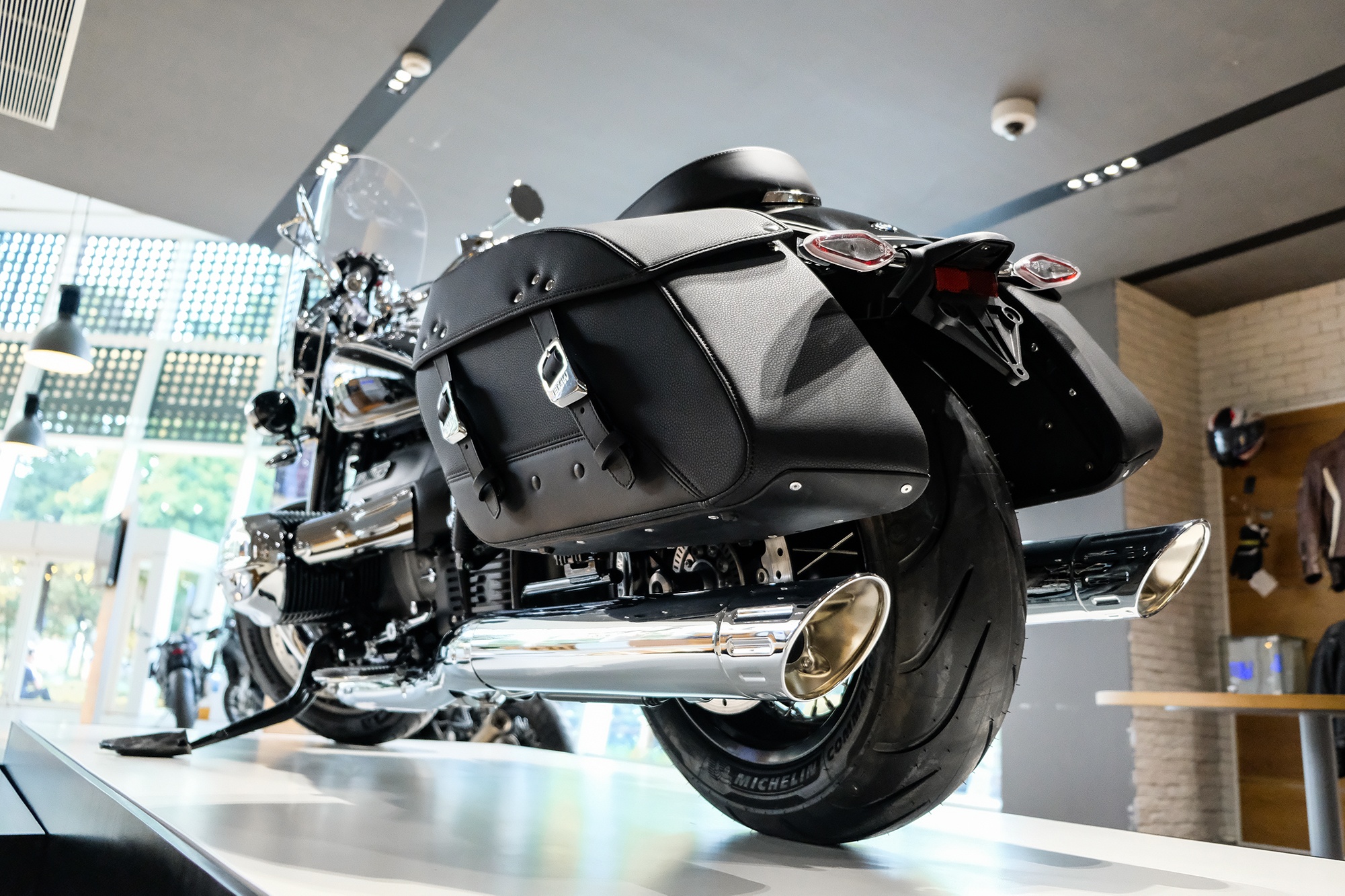 Chi tiet BMW R 18 Classic tai Viet Nam anh 10