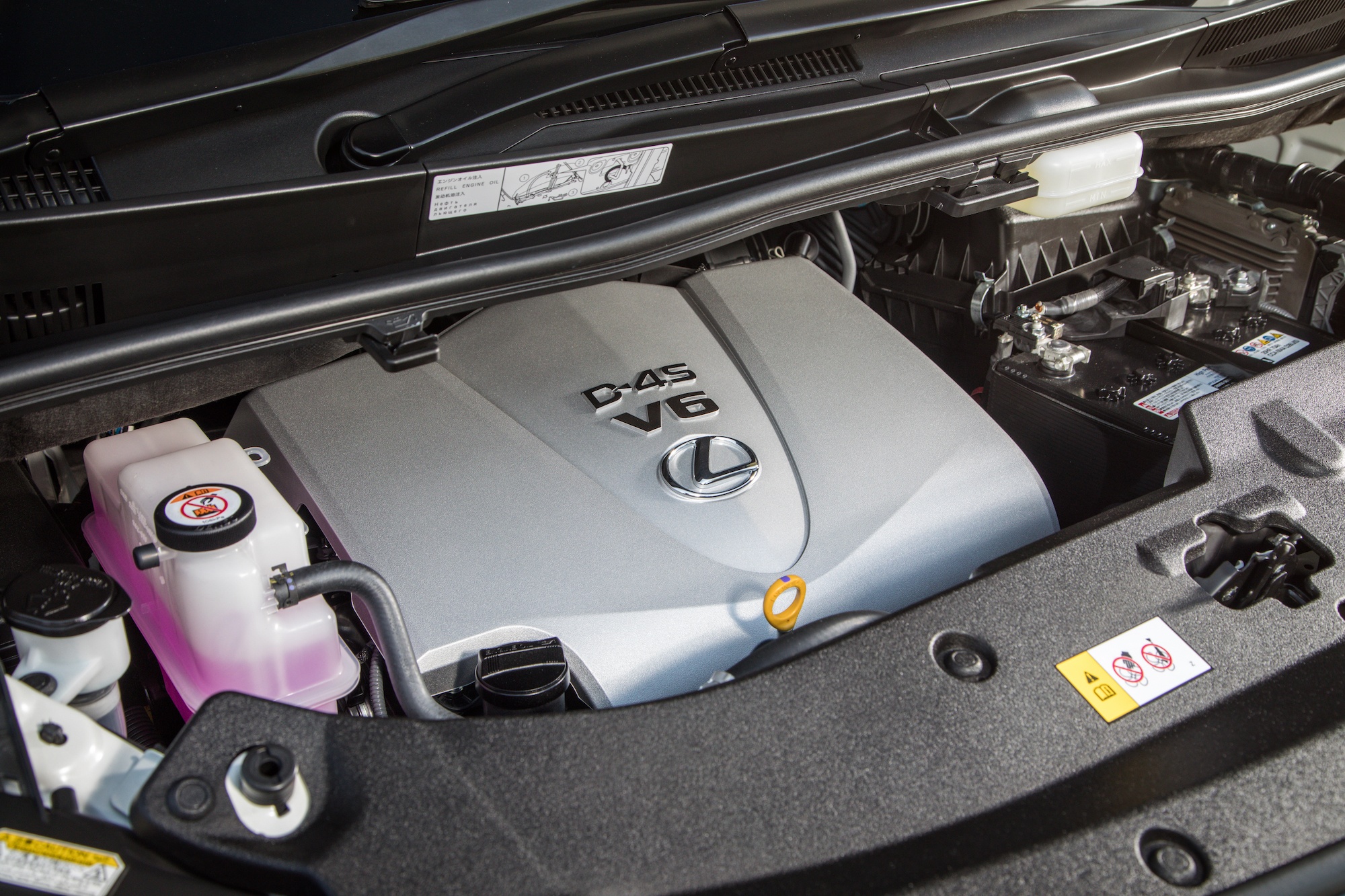 Lexus LM 350 được ra mắt tại Malaysia ảnh 12 Lexus LM 350 duoc ra mat tai Malaysia anh 12