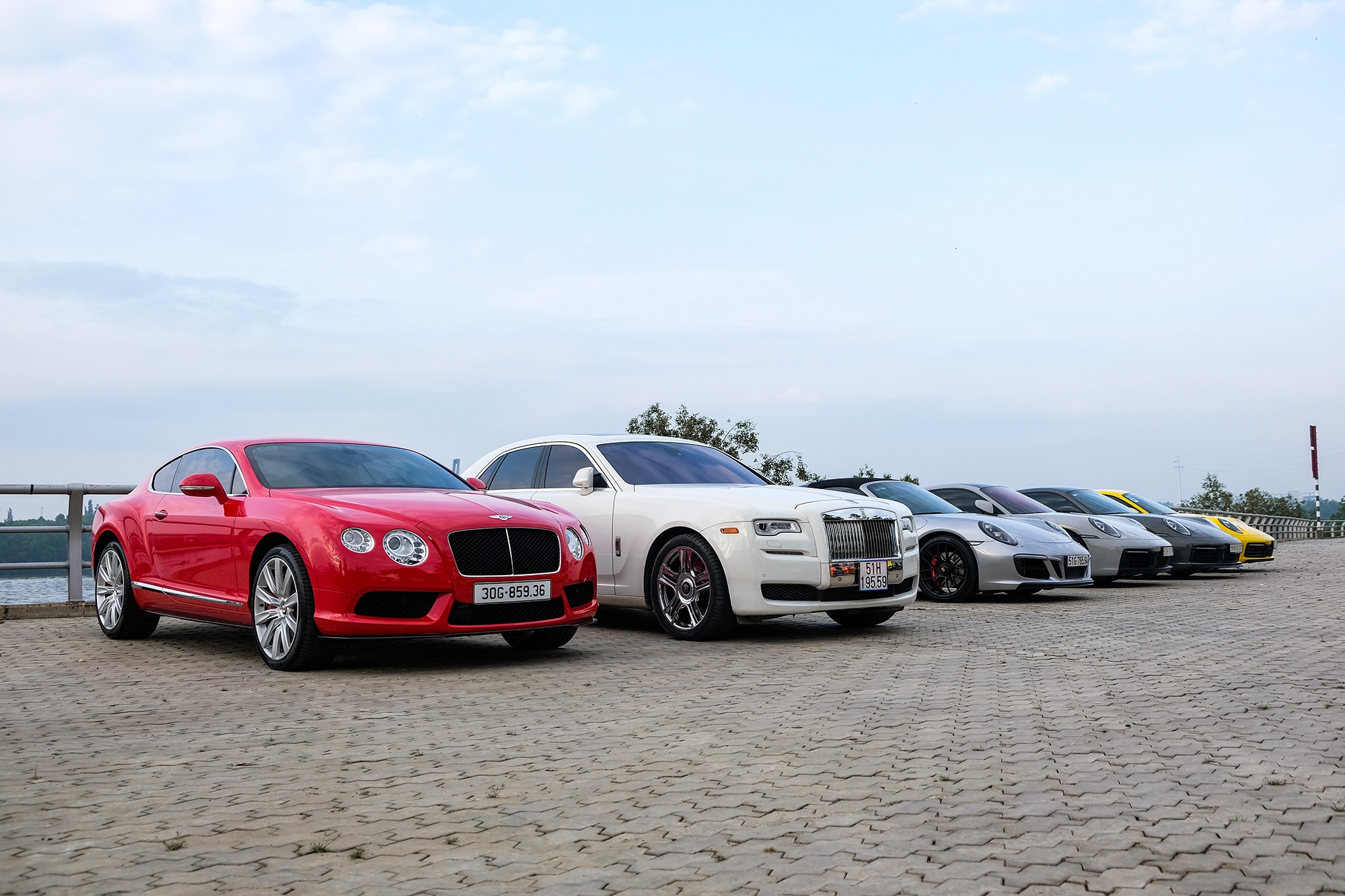 Lan dau toi tham gia hanh trinh sieu xe anh 12