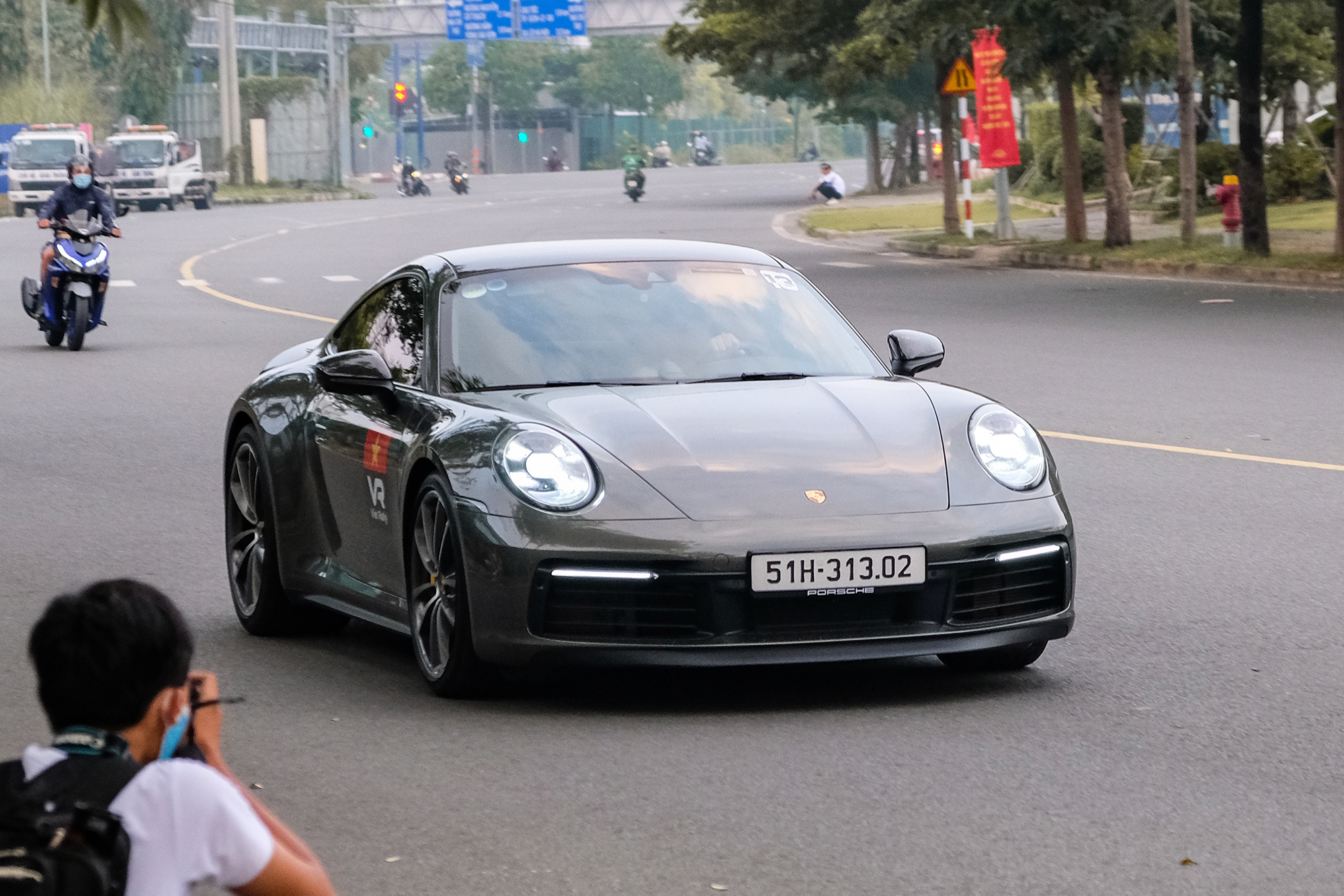 Lan dau toi tham gia hanh trinh sieu xe anh 3