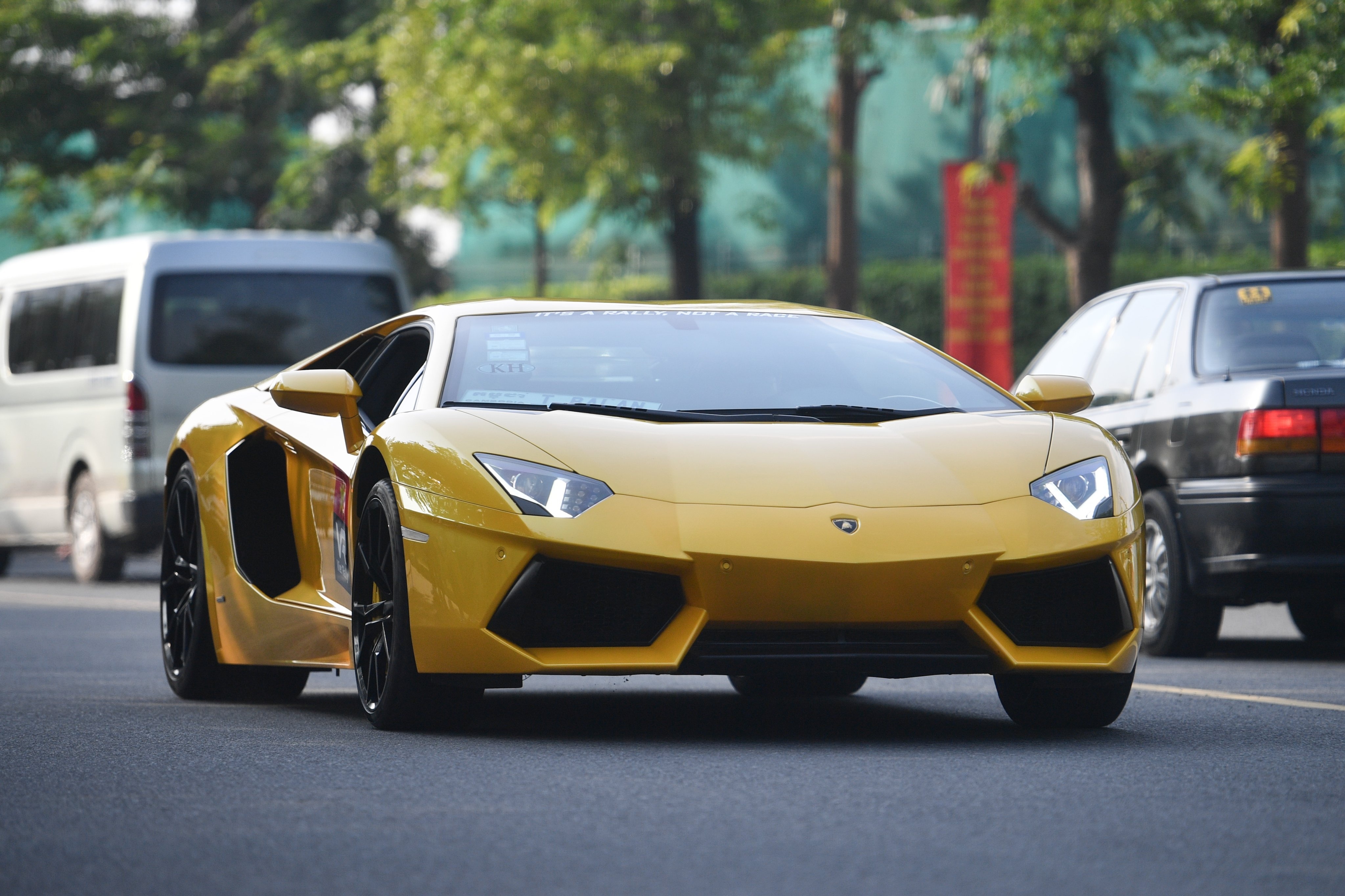 Lan dau toi tham gia hanh trinh sieu xe anh 18