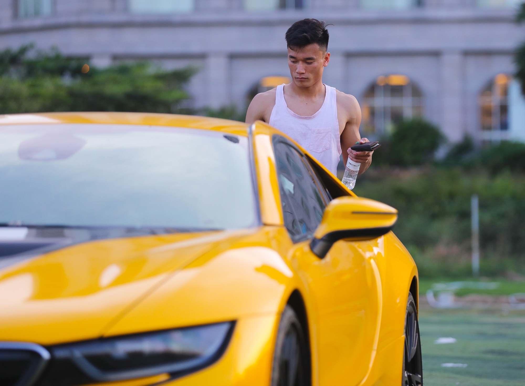 Dan xe cua cau thu Viet anh 3