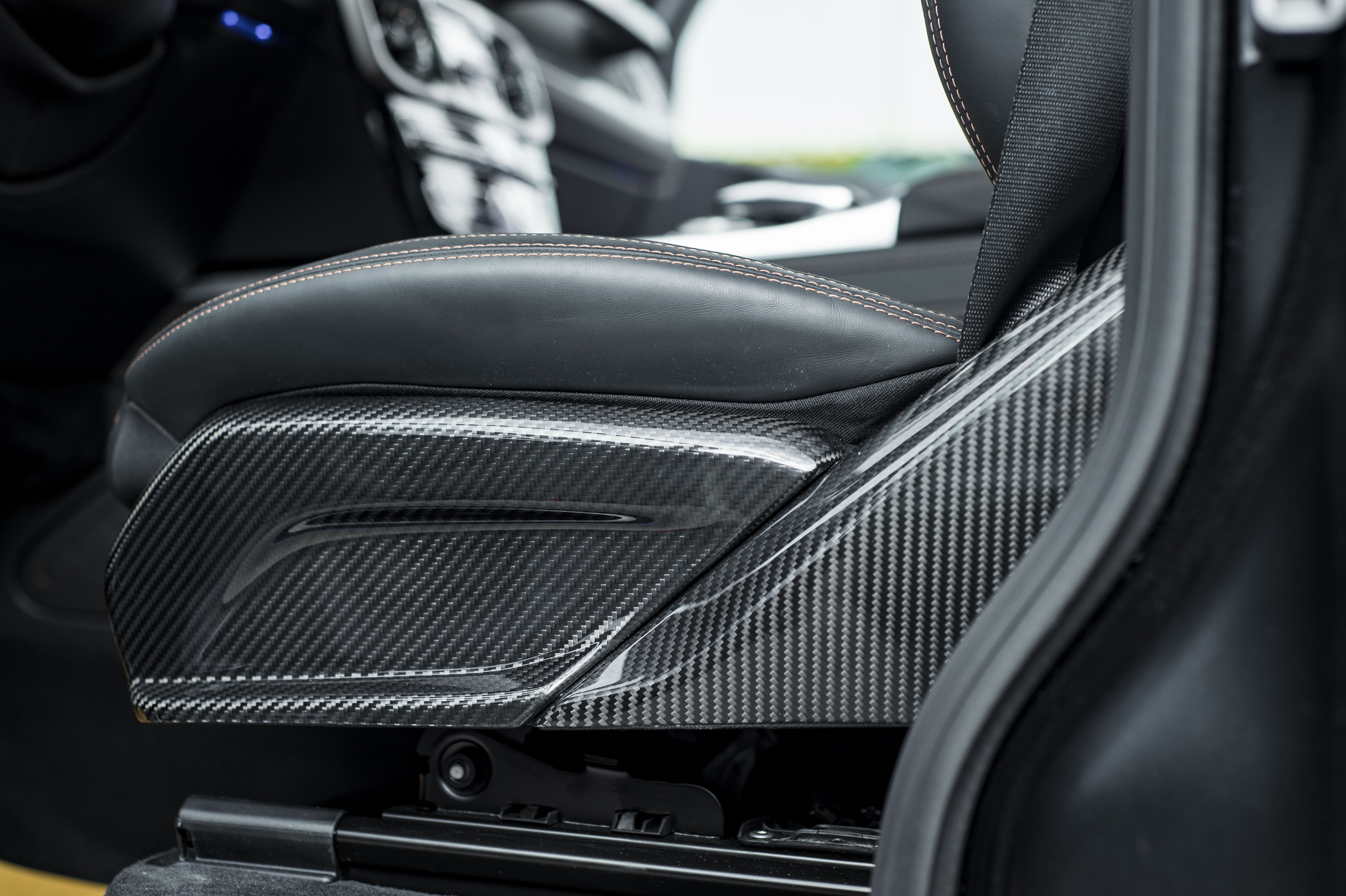 Chi tiet Mercedes-AMG G 63 voi goi do Hofele tai Viet Nam anh 10