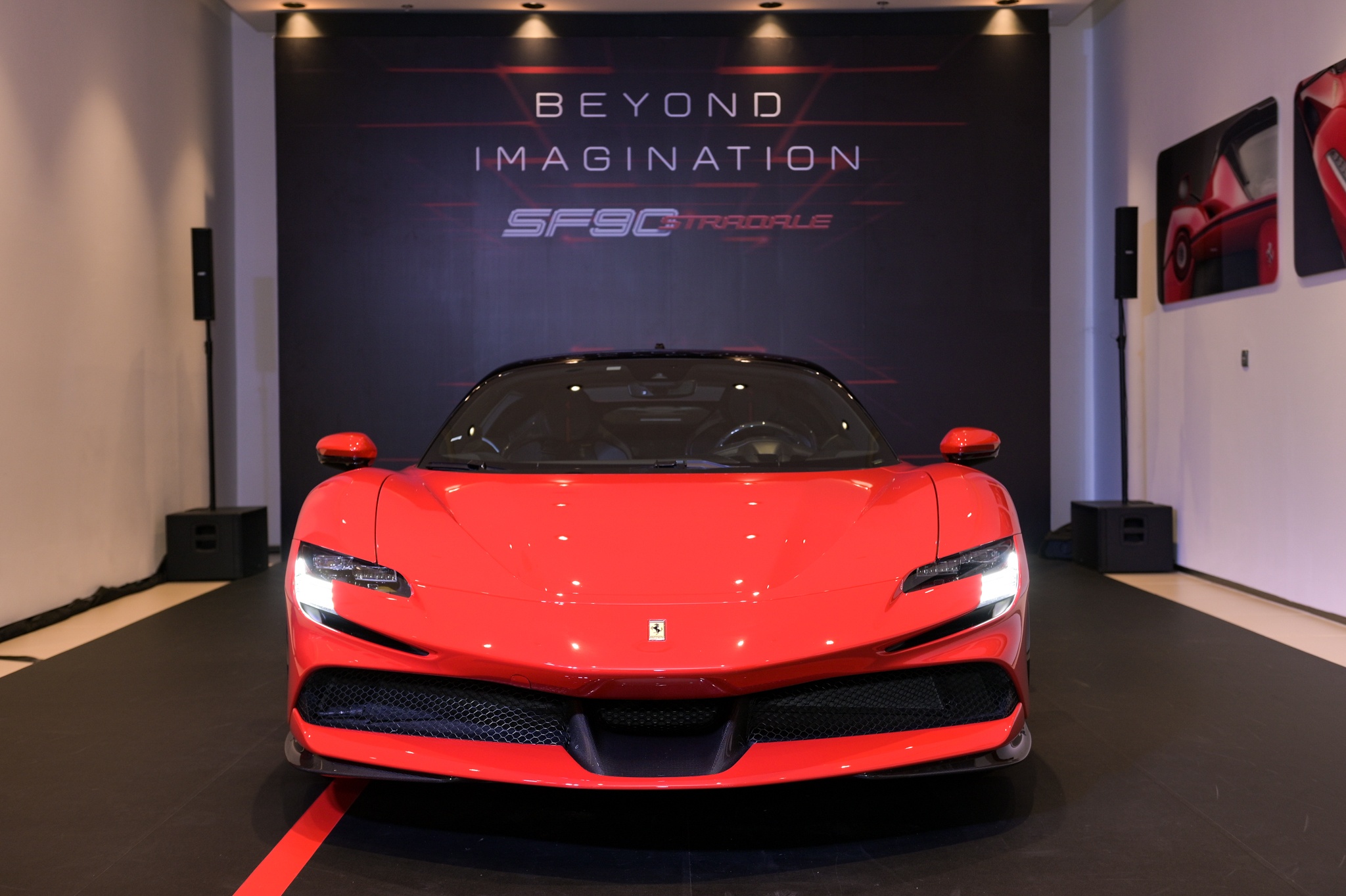 Ferrari SF90 Stradale ra mắt ảnh 1 Ferrari SF90 Stradale ra mat anh 1