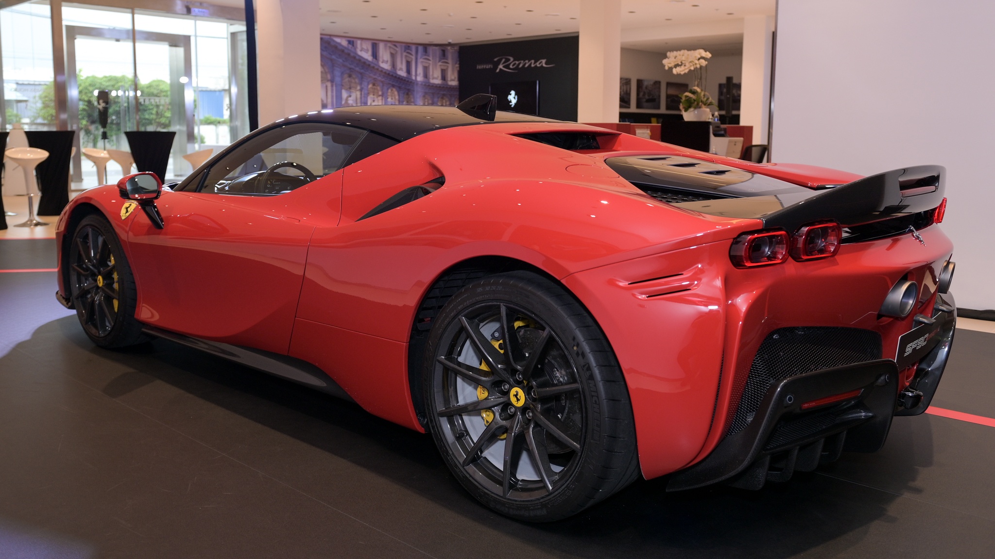 Ferrari SF90 Stradale ra mắt ảnh 2 Ferrari SF90 Stradale ra mat anh 2