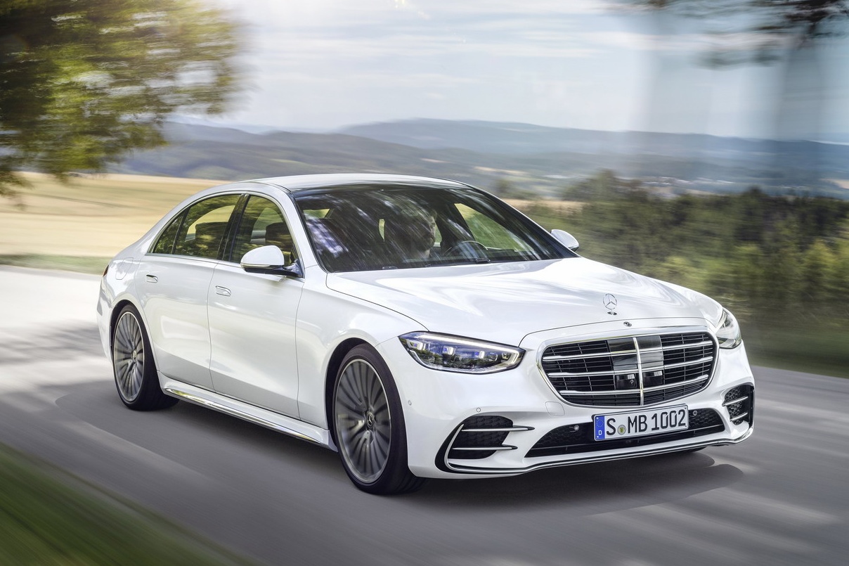 Mercedes S 580 L va S 680 Maybach 2021 duoc ra mat tai Australia hinh anh