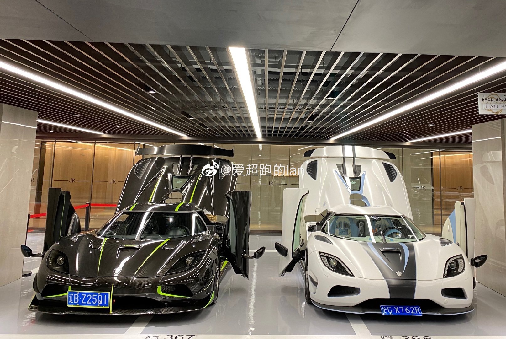 Thanh nien Trung Quoc so huu dan xe trieu USD anh 1